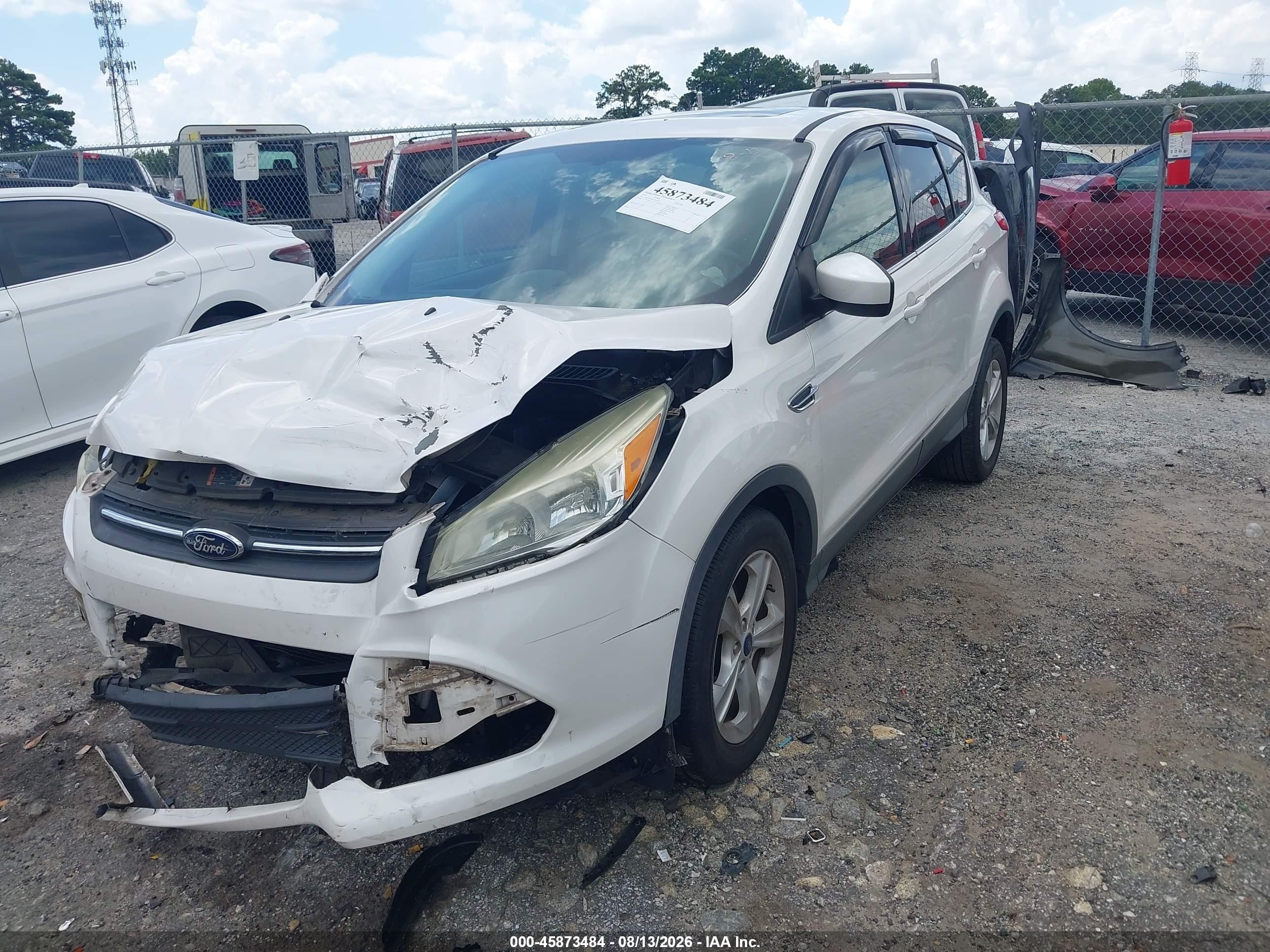 2015 Ford Escape Se White vin: 1FMCU0G76FUB45335