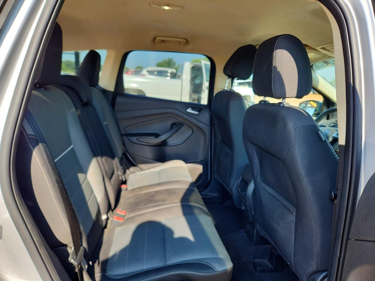 2015 Ford Escape Se Silver vin: 1FMCU0G77FUB38832