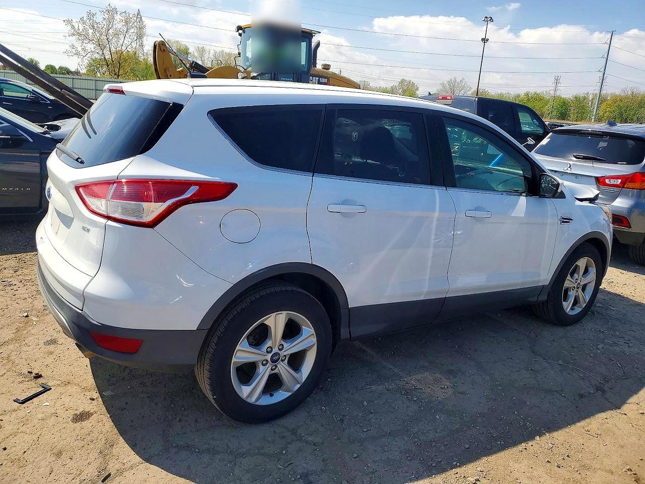2015 Ford Escape Se White vin: 1FMCU0G77FUC34556