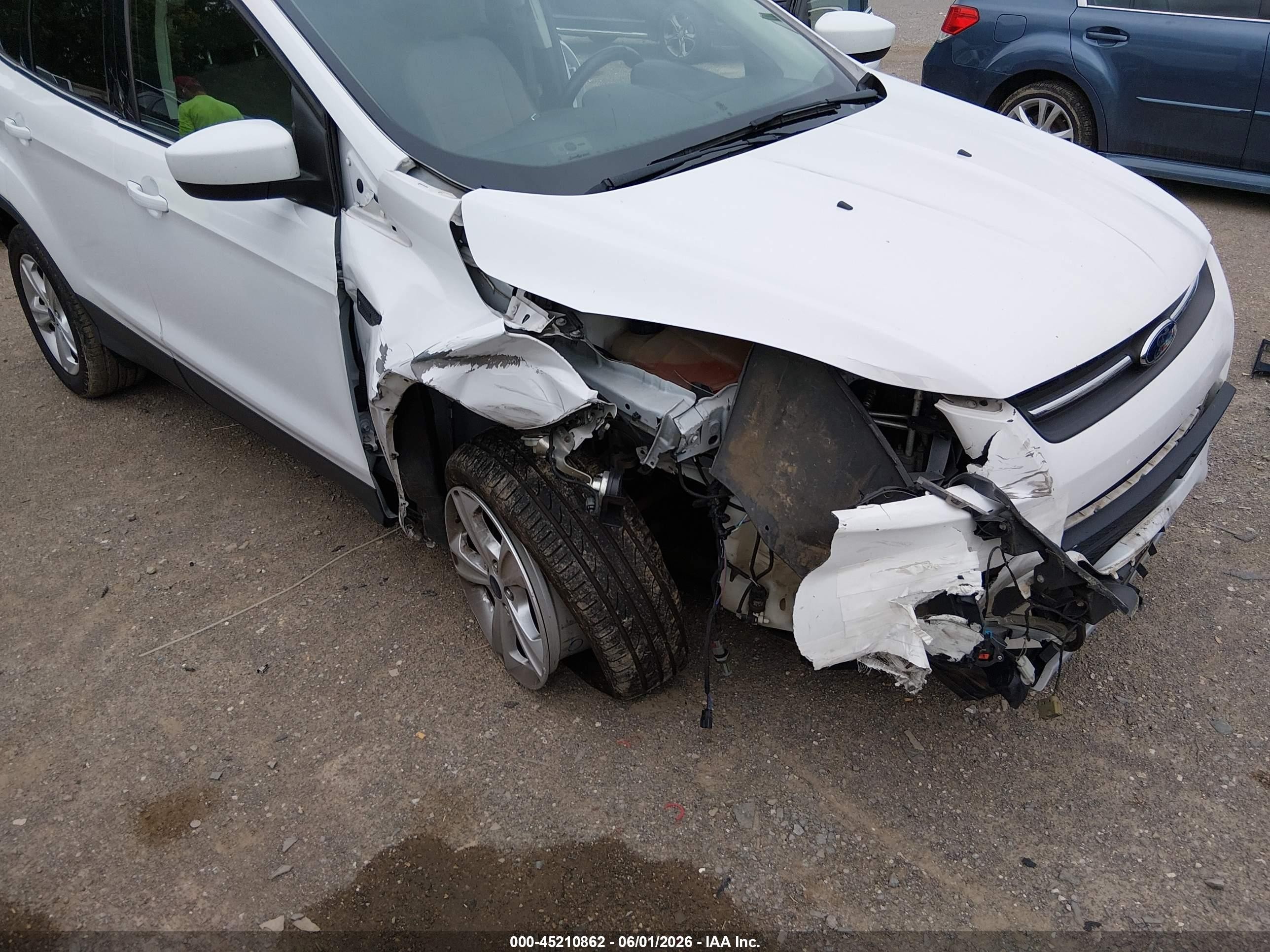 2016 Ford Escape Se White vin: 1FMCU0G77GUB03645