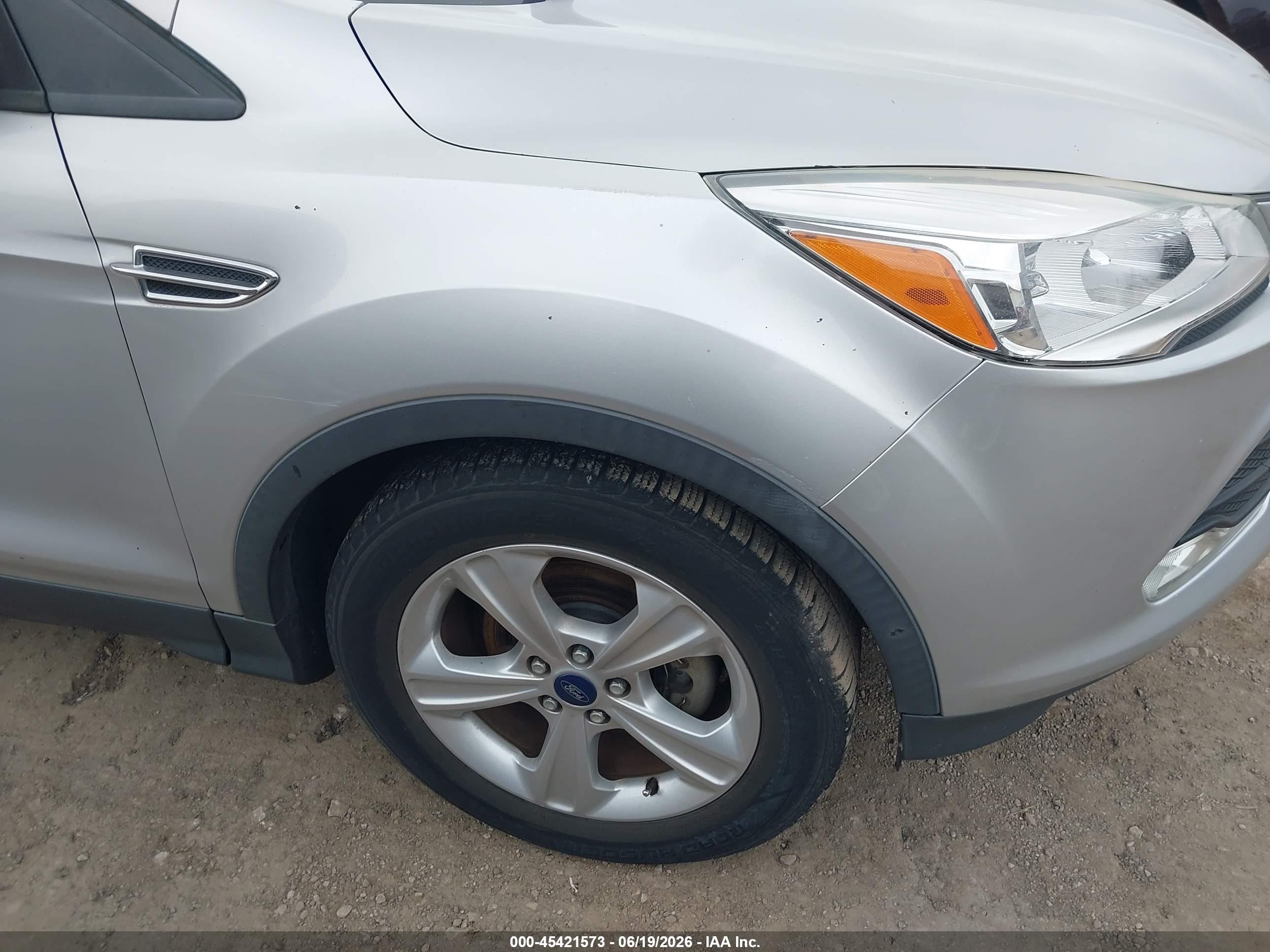 2015 Ford Escape Se Silver vin: 1FMCU0G7XFUA18930
