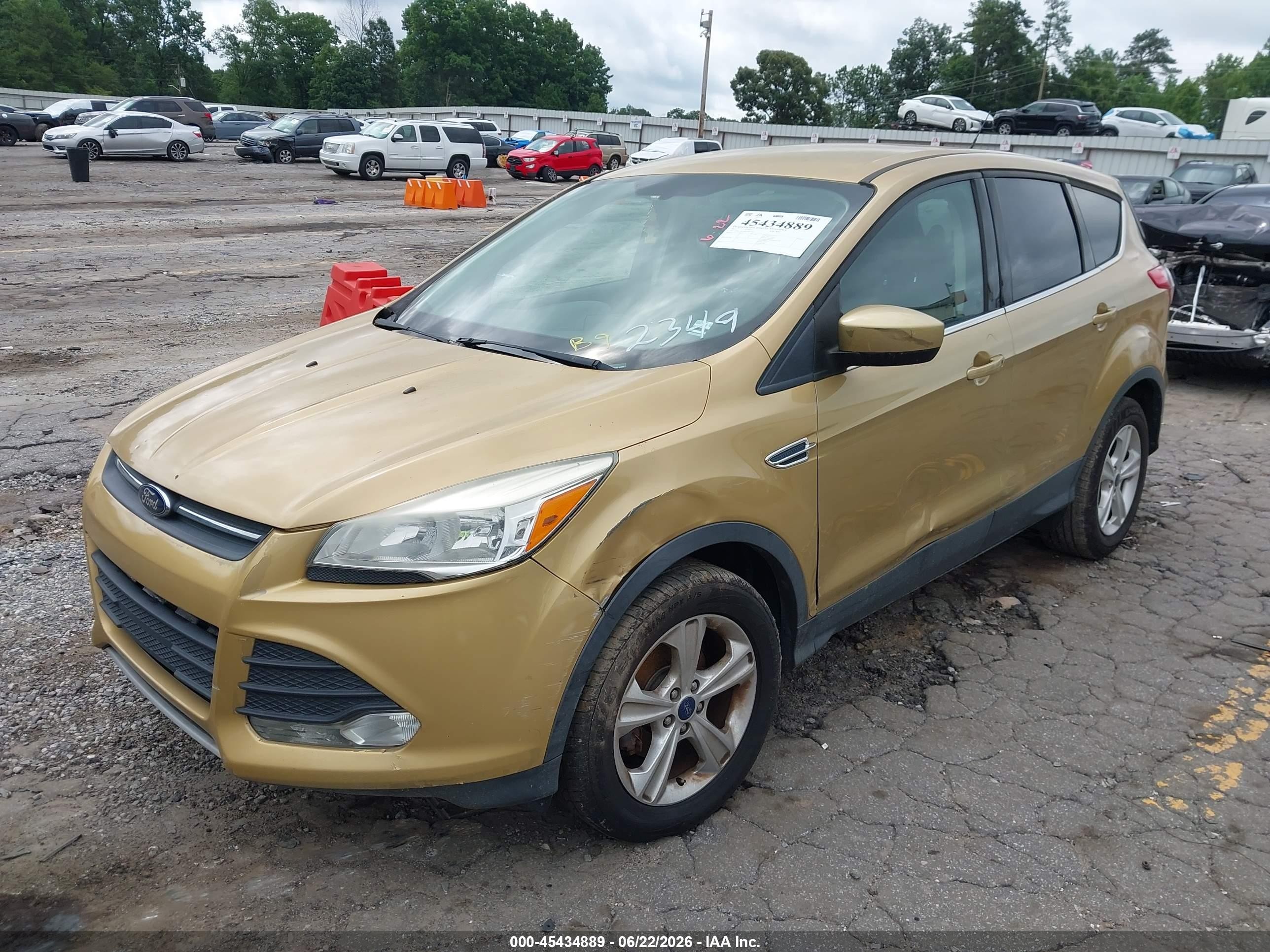 2015 Ford Escape Se Gold vin: 1FMCU0G7XFUB92349