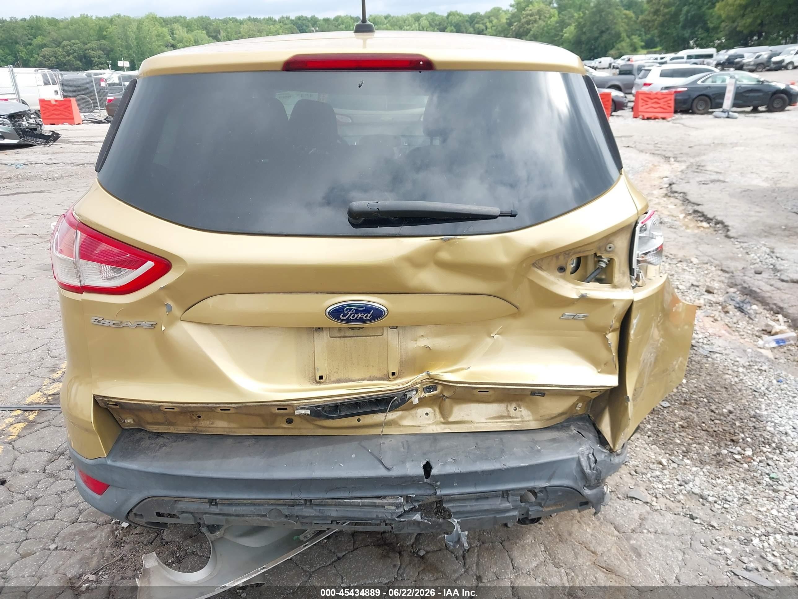 2015 Ford Escape Se Gold vin: 1FMCU0G7XFUB92349