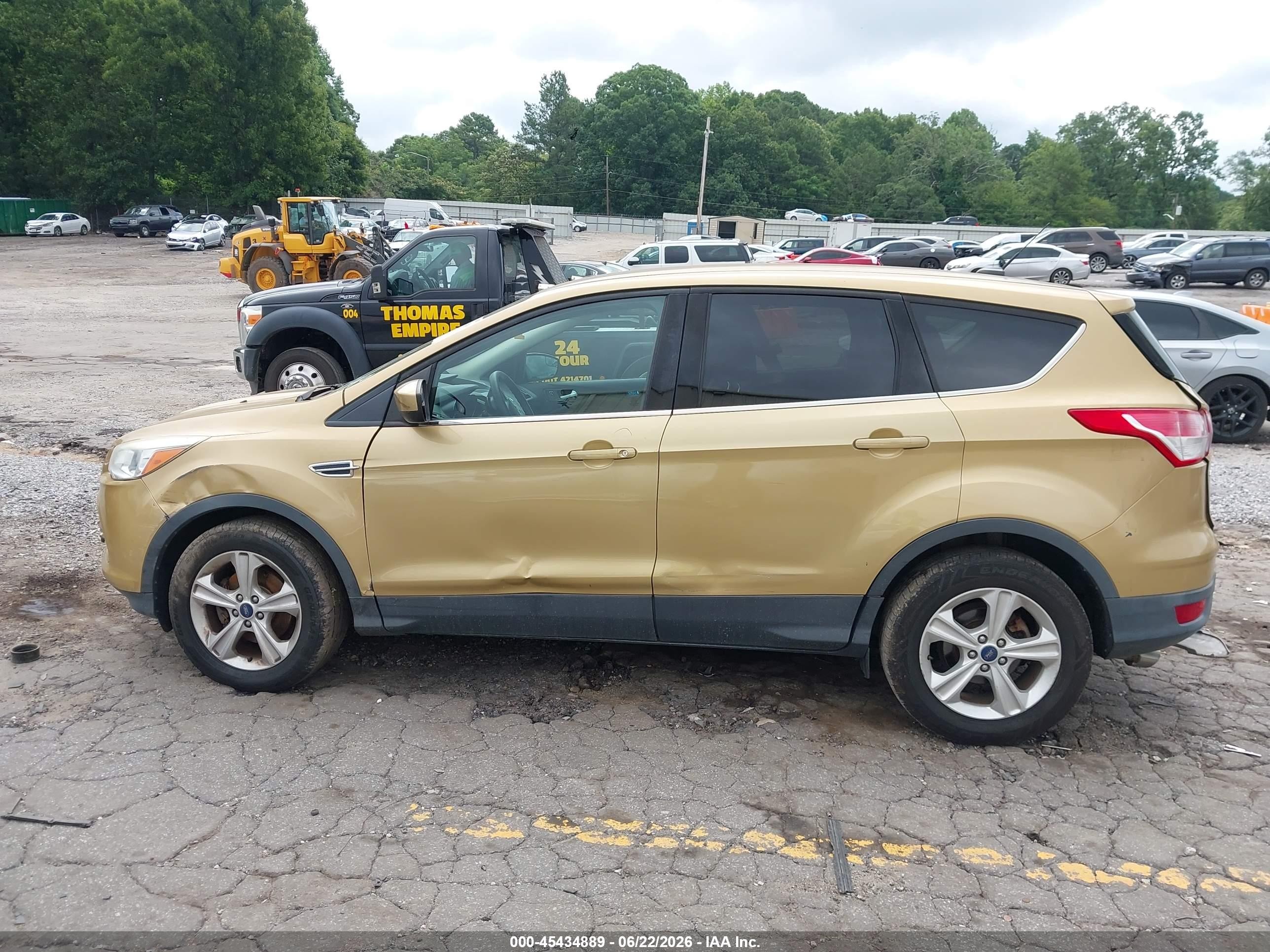 2015 Ford Escape Se Gold vin: 1FMCU0G7XFUB92349