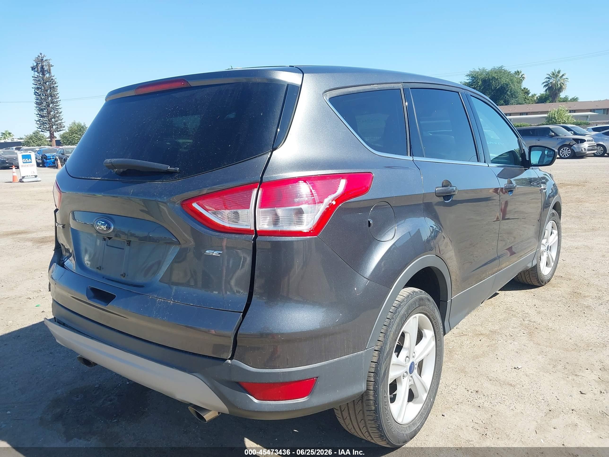 2015 Ford Escape Se Серый vin: 1FMCU0G7XFUC12874