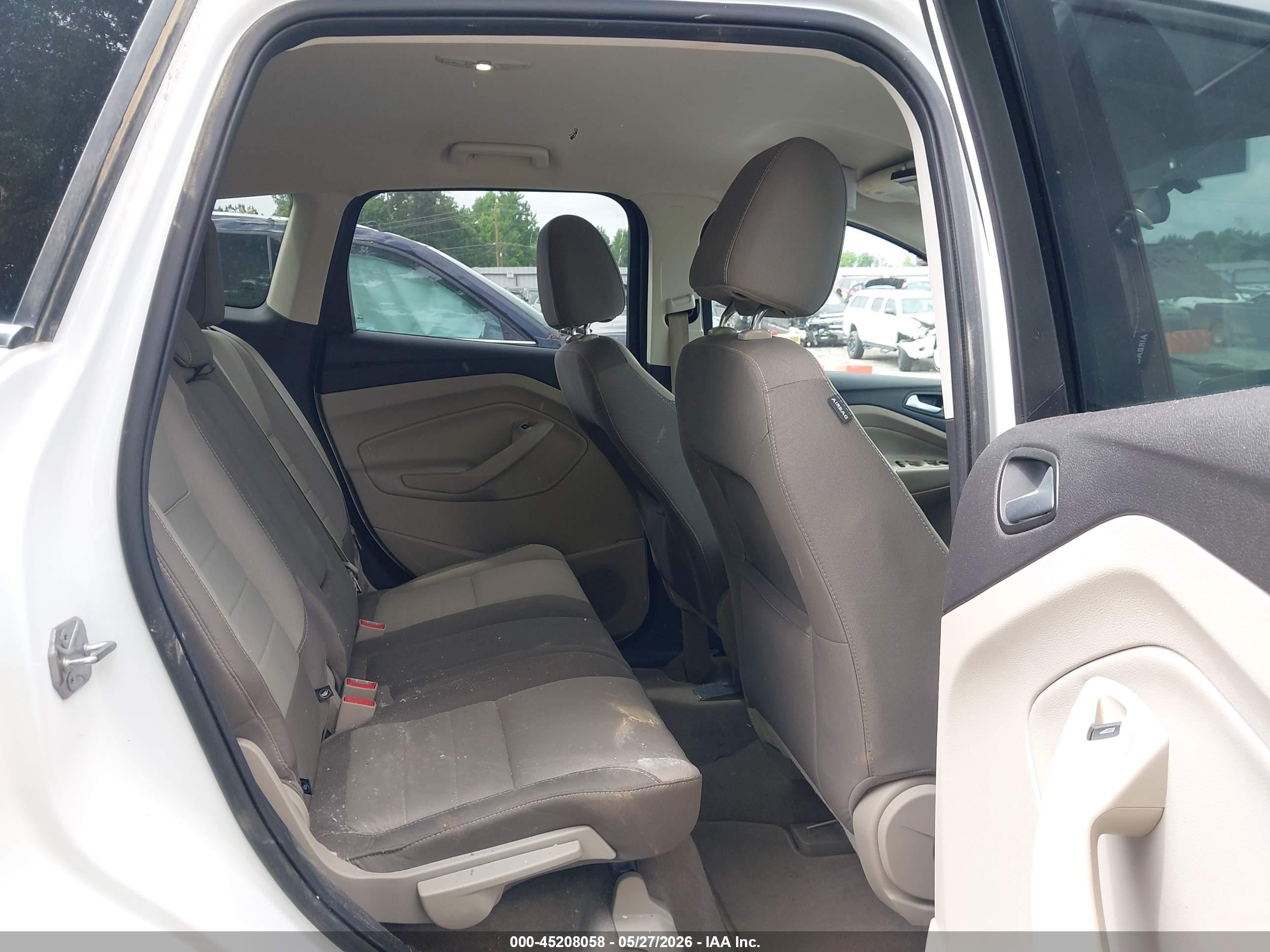 2015 Ford Escape Se White vin: 1FMCU0G7XFUC31876