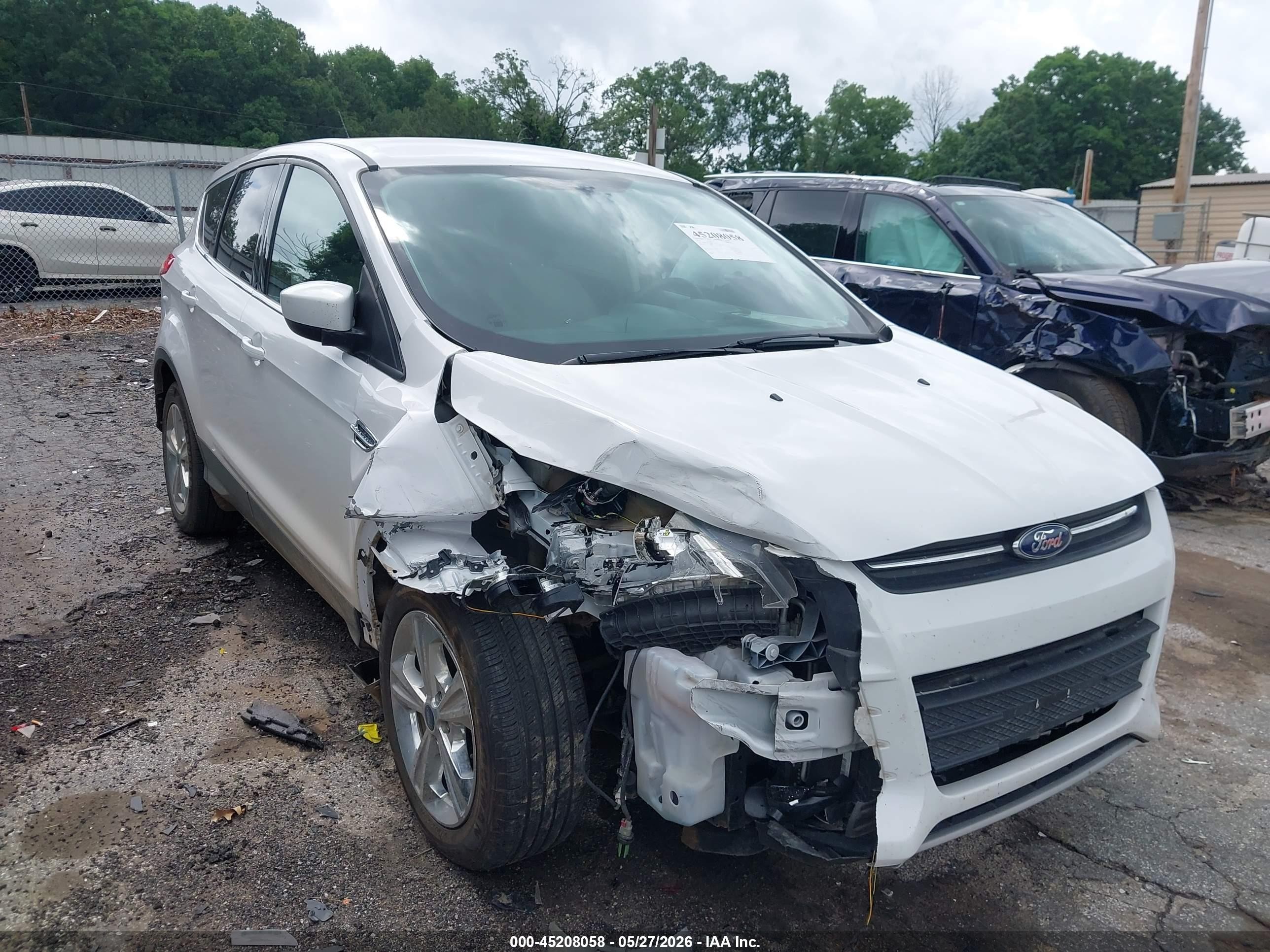 2015 Ford Escape Se White vin: 1FMCU0G7XFUC31876