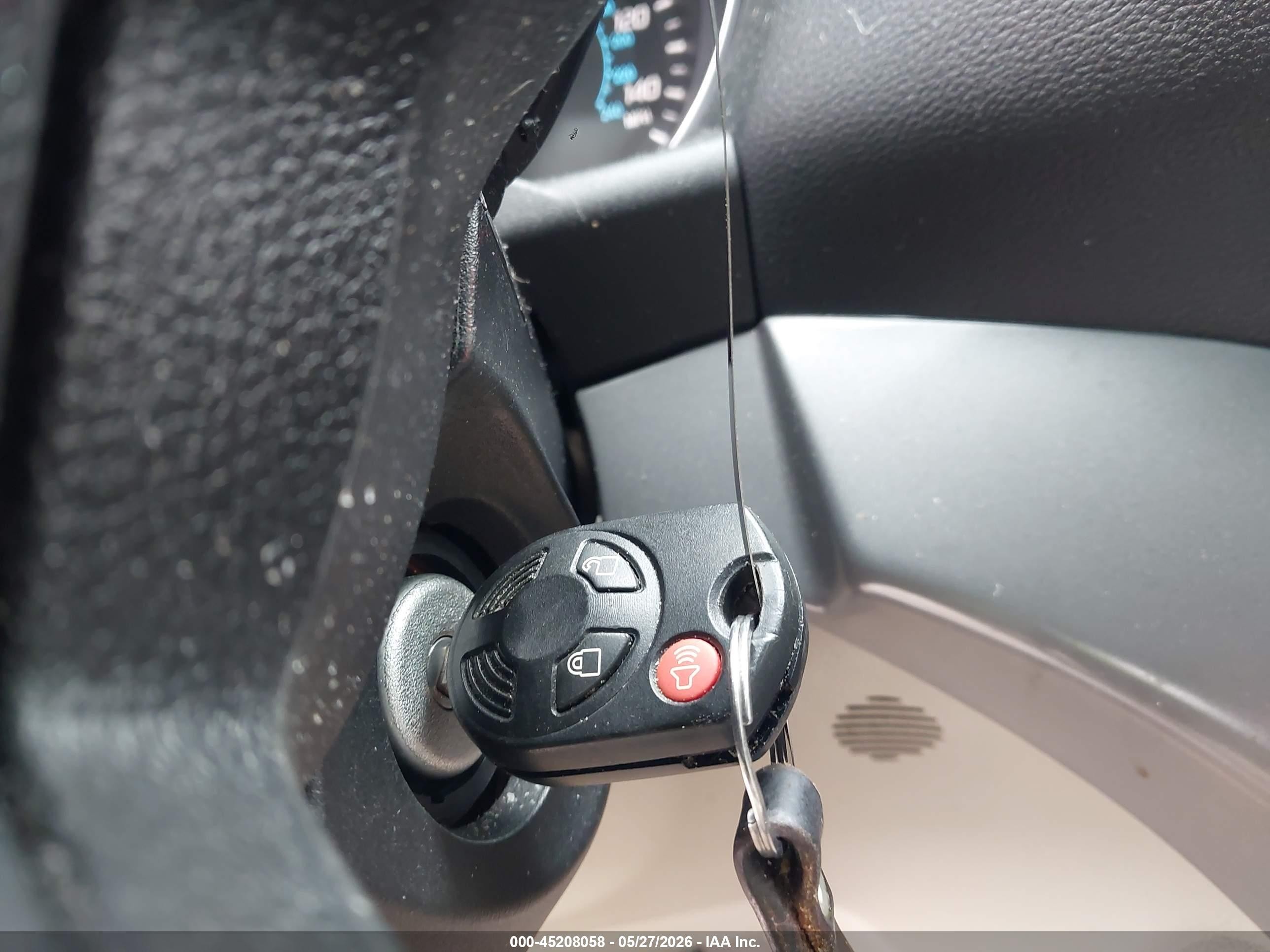 2015 Ford Escape Se White vin: 1FMCU0G7XFUC31876