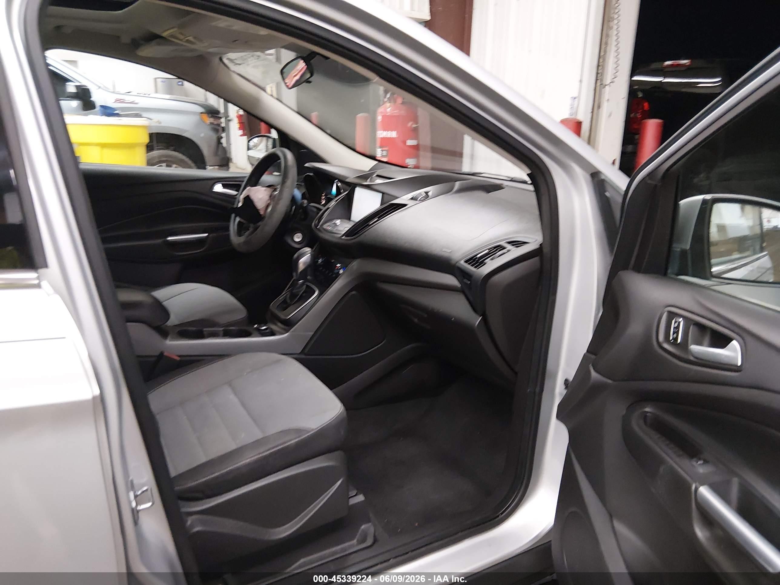 2013 Ford Escape Se Серый vin: 1FMCU0G90DUC10145