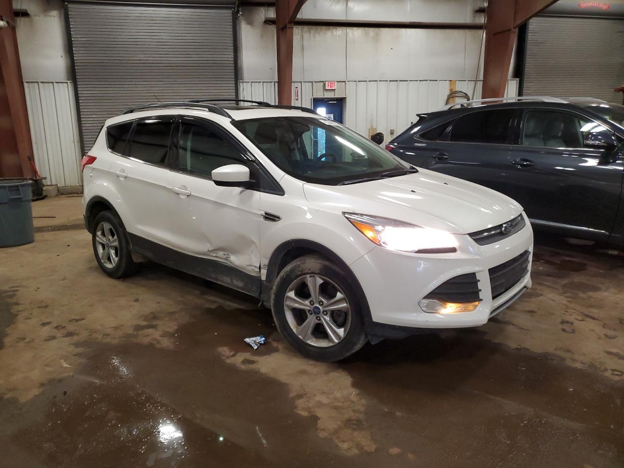 2013 Ford Escape Se White vin: 1FMCU0G90DUC57210