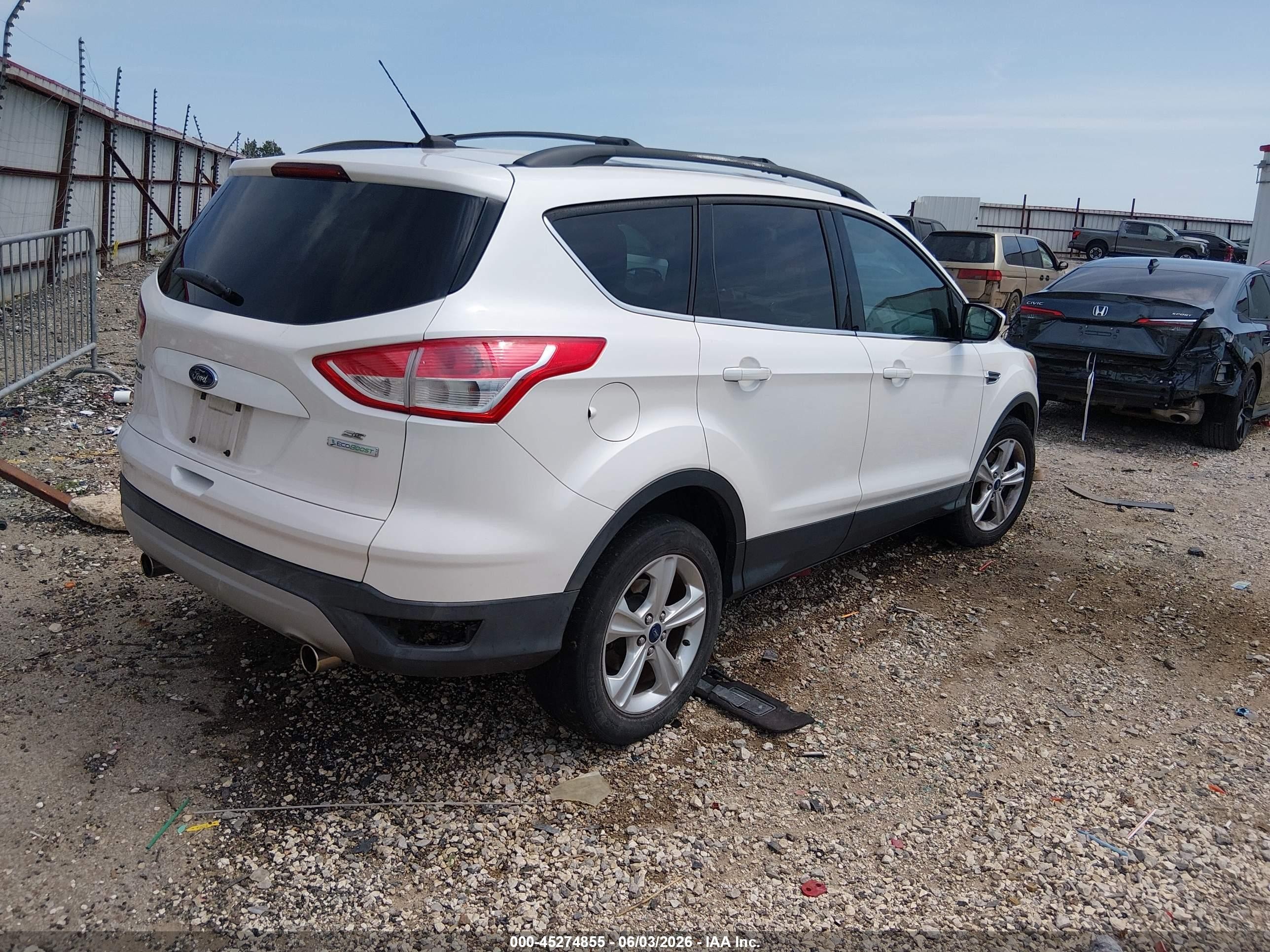 2013 Ford Escape Se White vin: 1FMCU0G90DUC59314