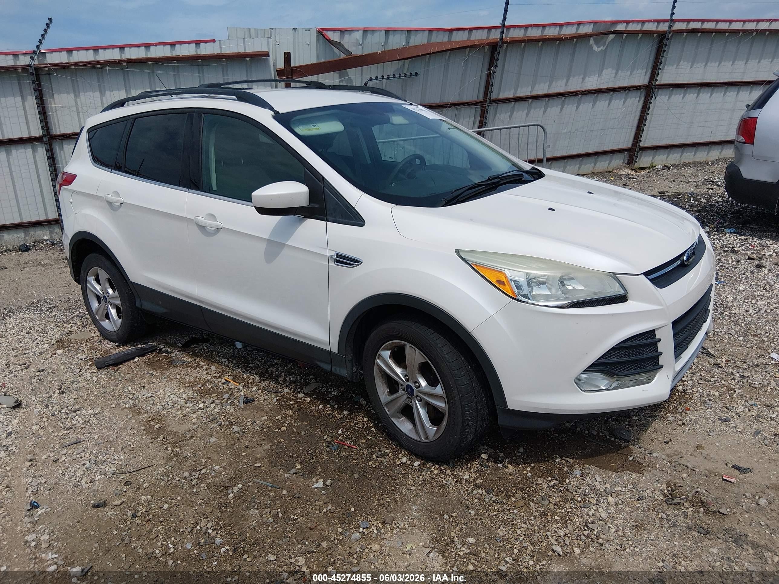 2013 Ford Escape Se White vin: 1FMCU0G90DUC59314