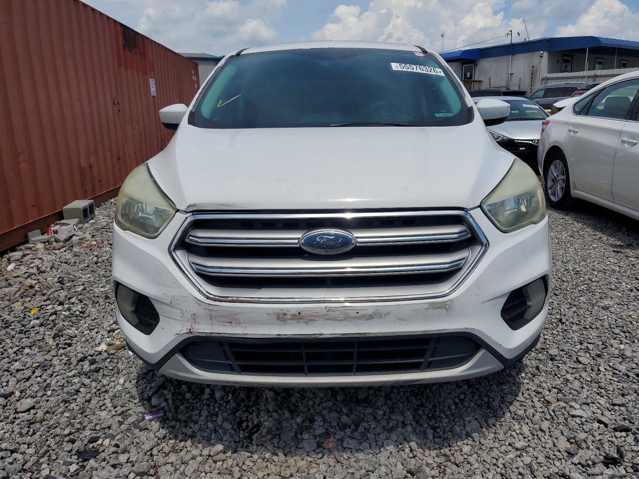 2017 Ford Escape Se White vin: 1FMCU0G90HUB67223