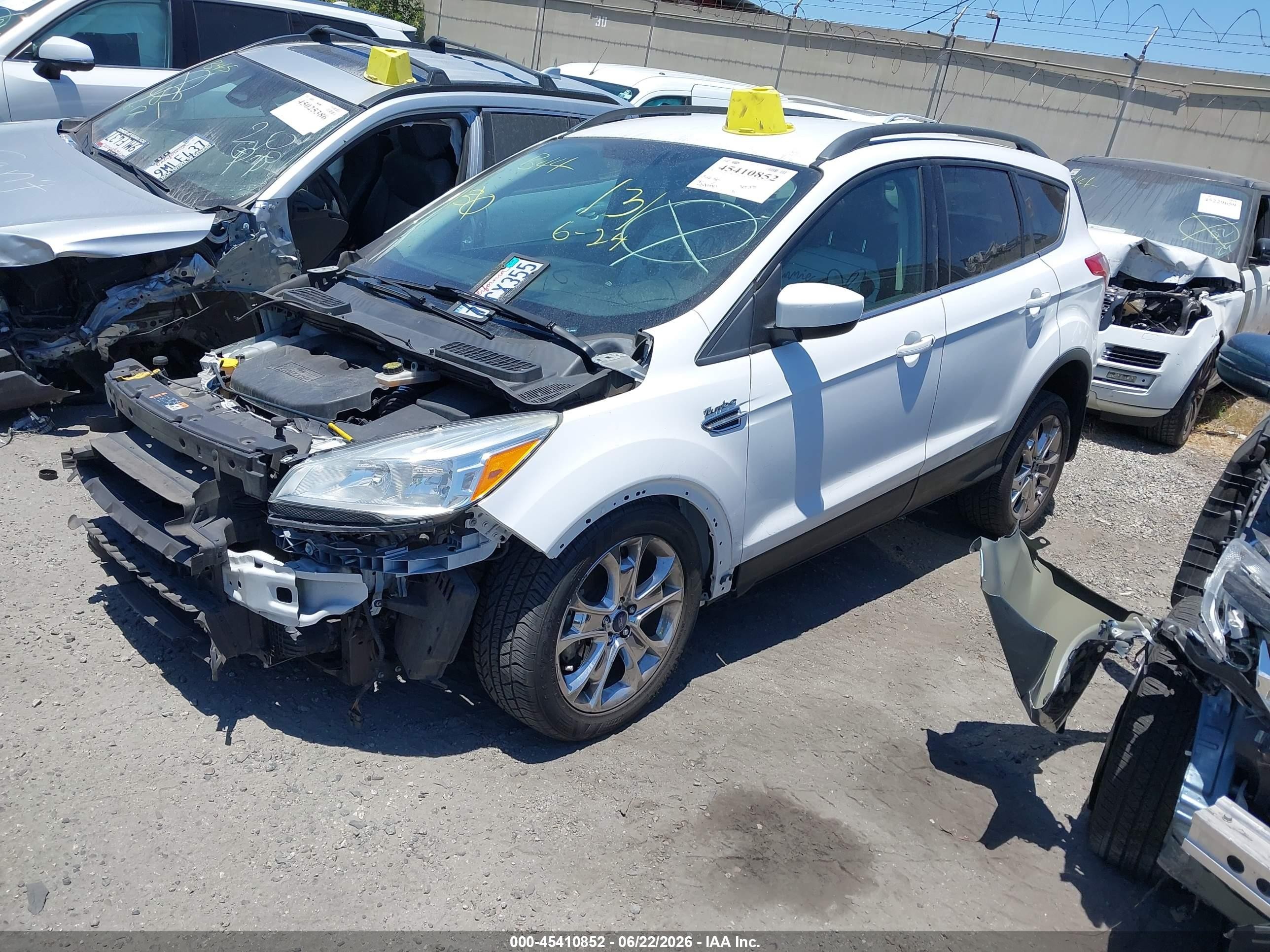 2014 Ford Escape Se White vin: 1FMCU0G91EUB31410