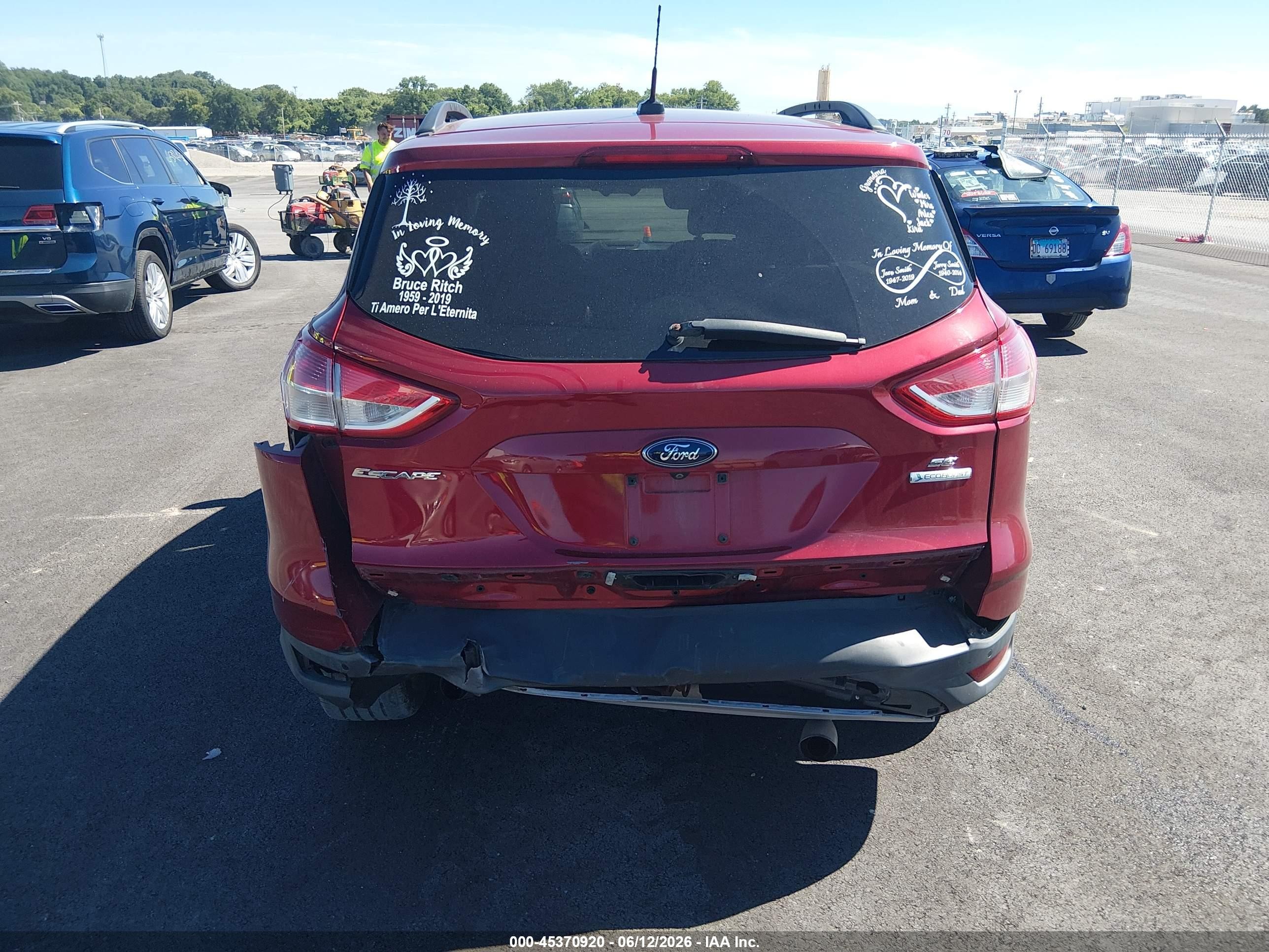 2014 Ford Escape Se Red vin: 1FMCU0G91EUB72104