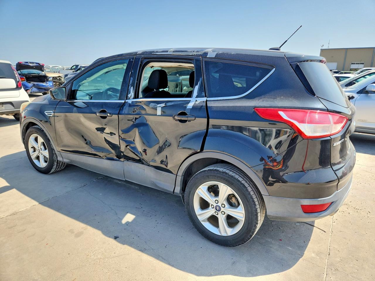 2015 Ford Escape Se Черный vin: 1FMCU0G91FUA93162