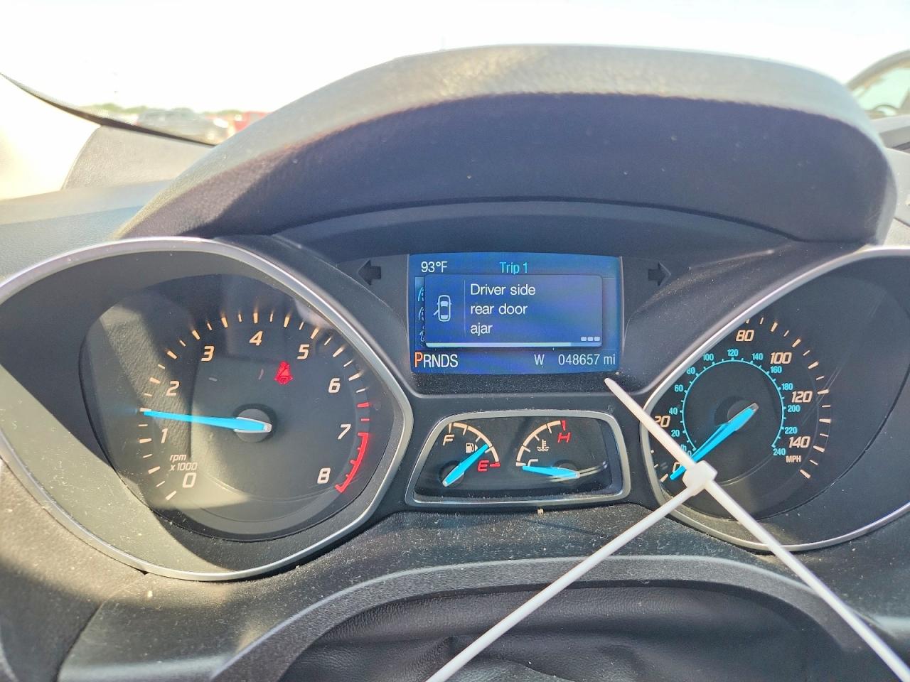 2015 Ford Escape Se Черный vin: 1FMCU0G91FUA93162