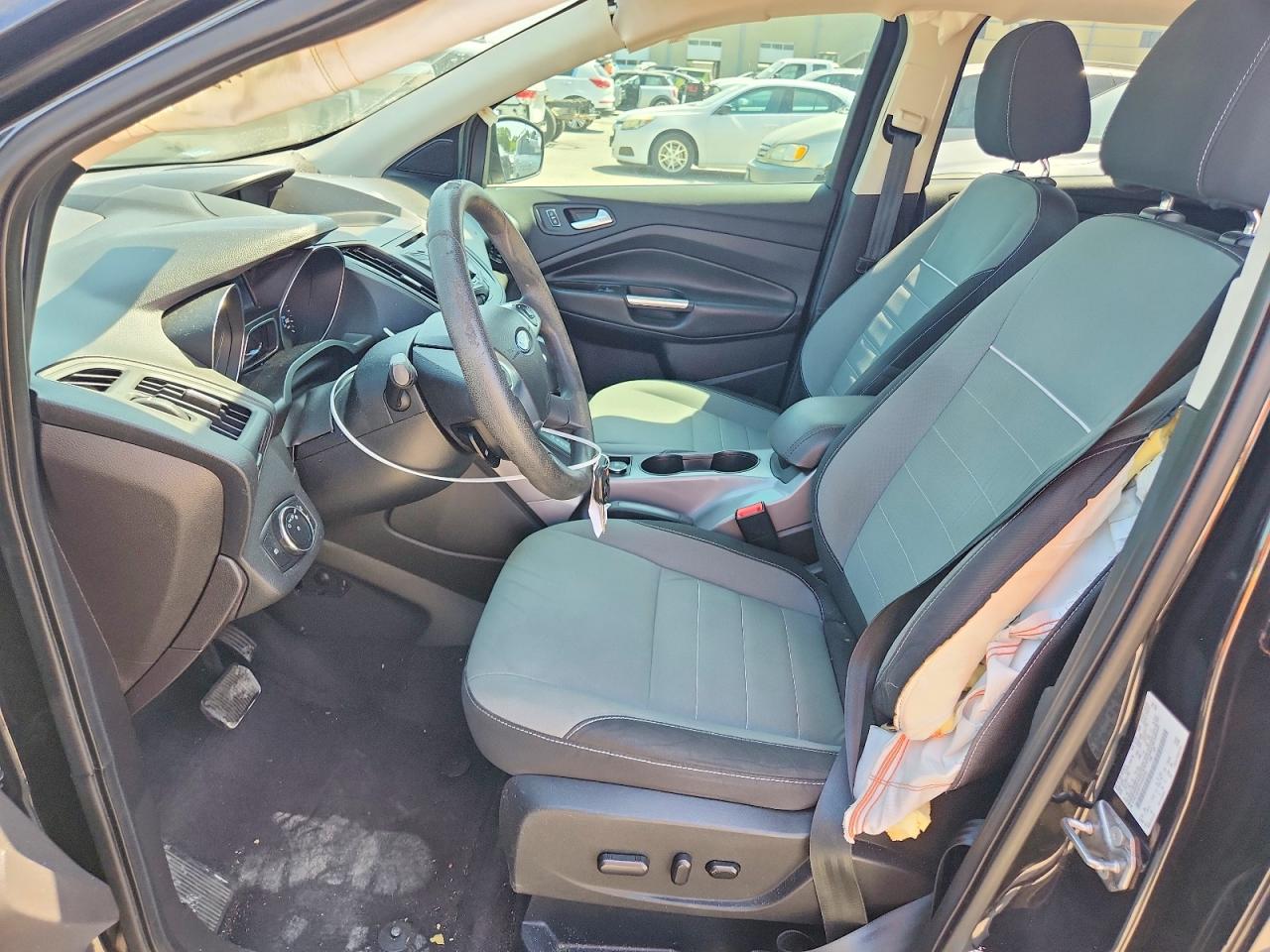 2015 Ford Escape Se Черный vin: 1FMCU0G91FUA93162
