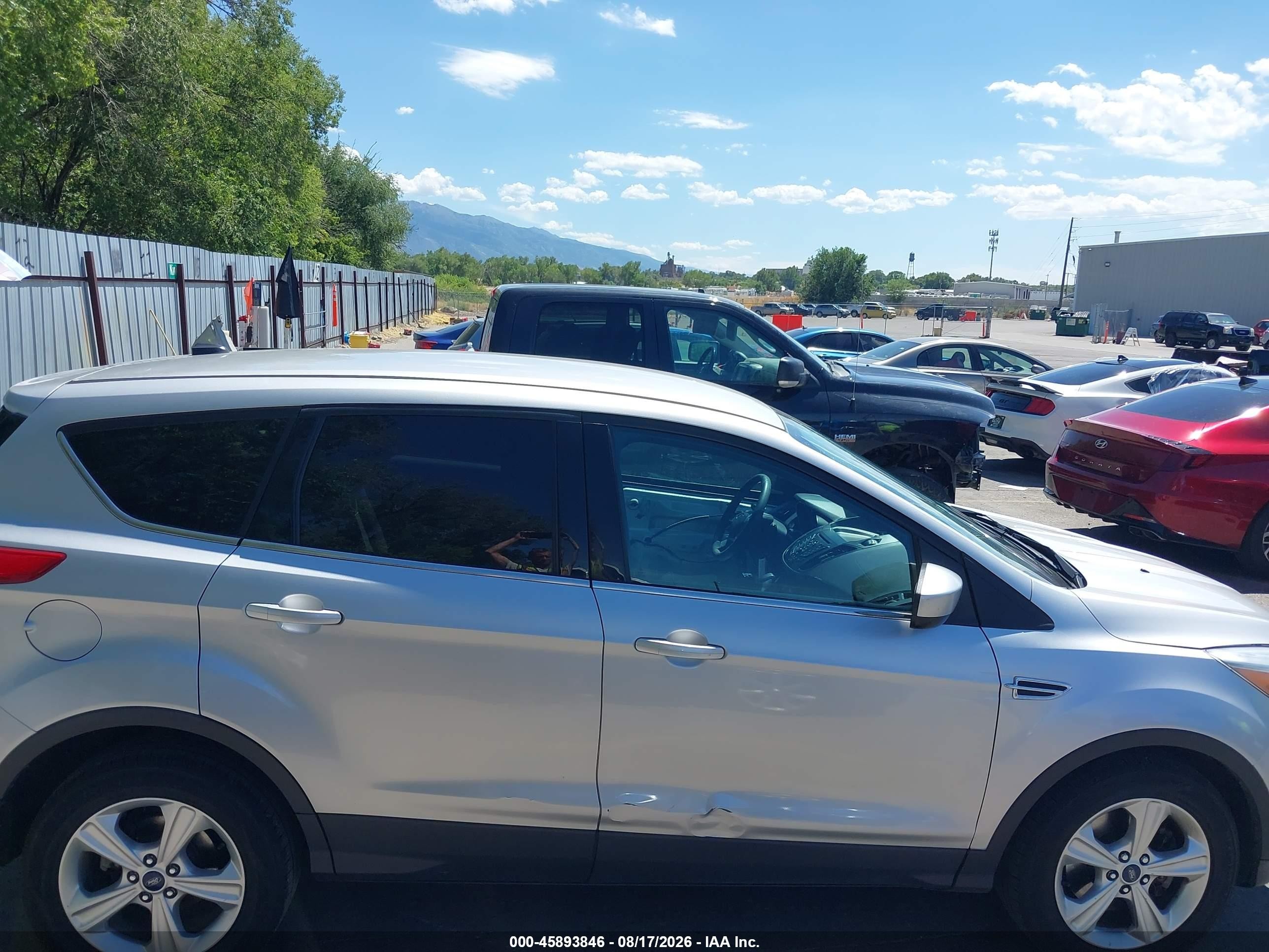 2015 Ford Escape Se Silver vin: 1FMCU0G91FUB32977