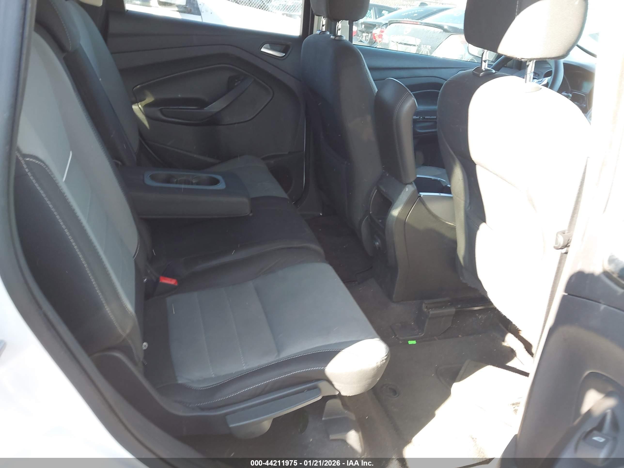 2014 Ford Escape Se White vin: 1FMCU0G92EUB02384