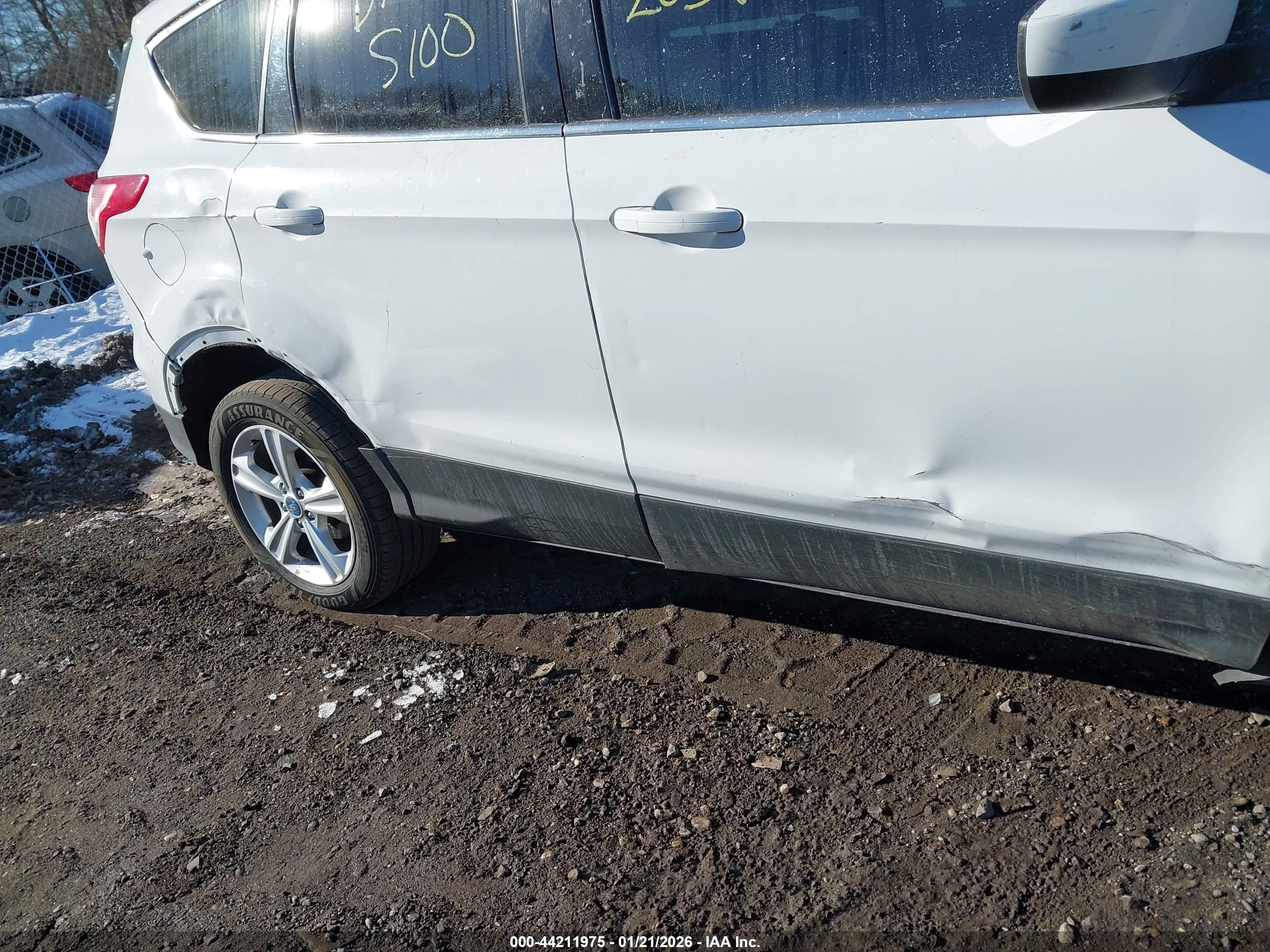 2014 Ford Escape Se White vin: 1FMCU0G92EUB02384