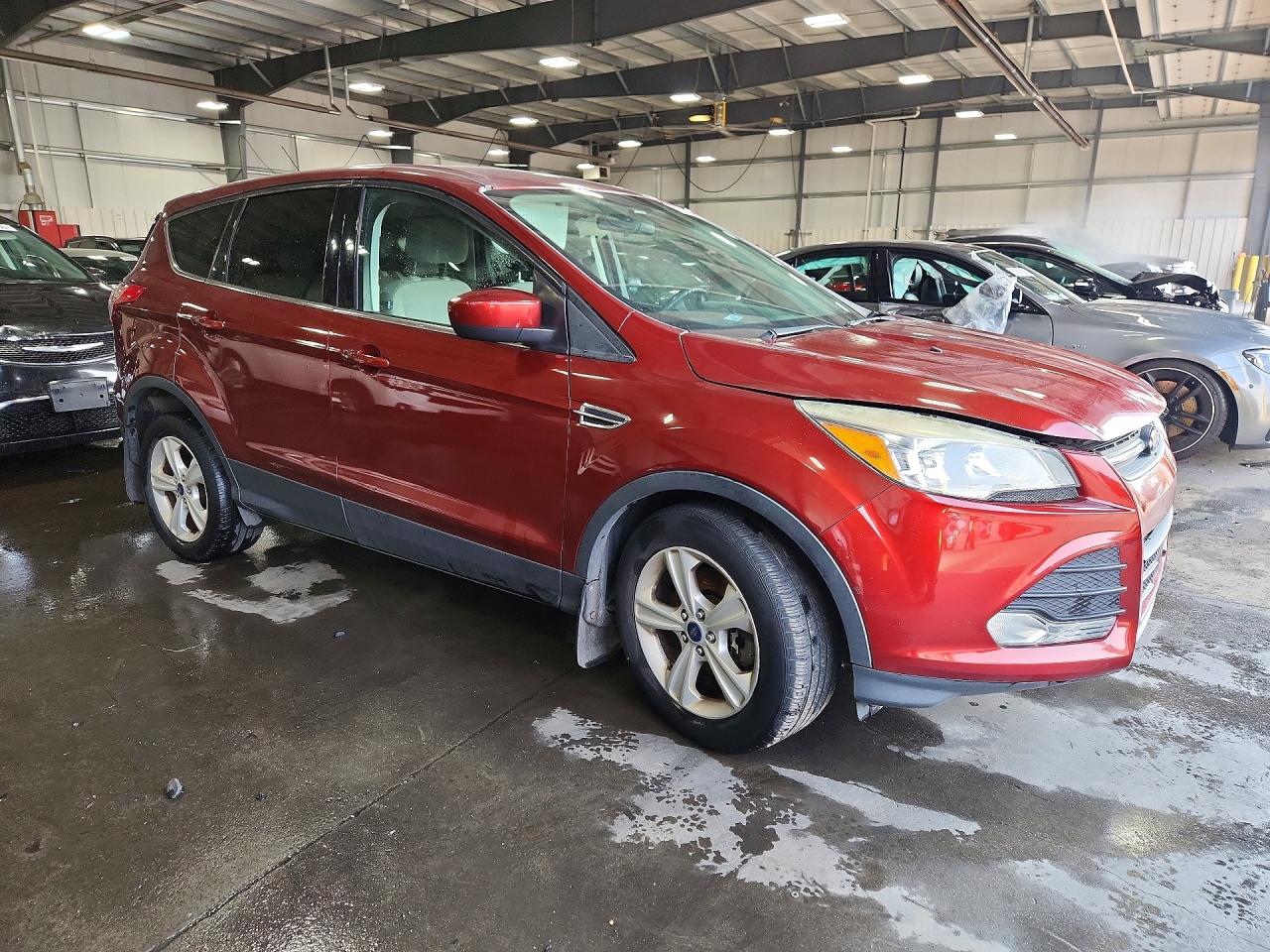 2014 Ford Escape Se Red vin: 1FMCU0G92EUC68386