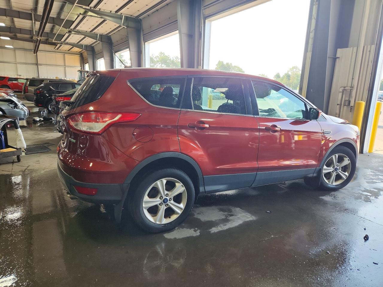 2014 Ford Escape Se Red vin: 1FMCU0G92EUC68386