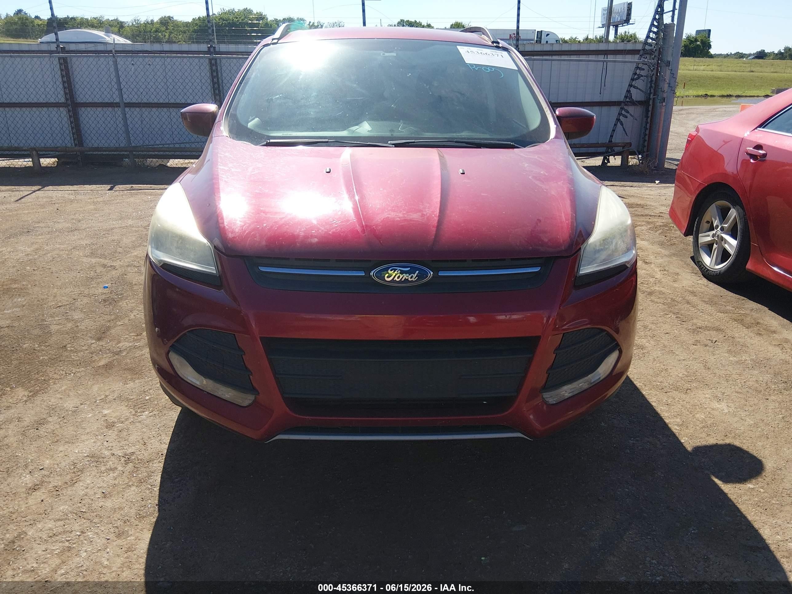 2014 Ford Escape Se Red vin: 1FMCU0G92EUC74544