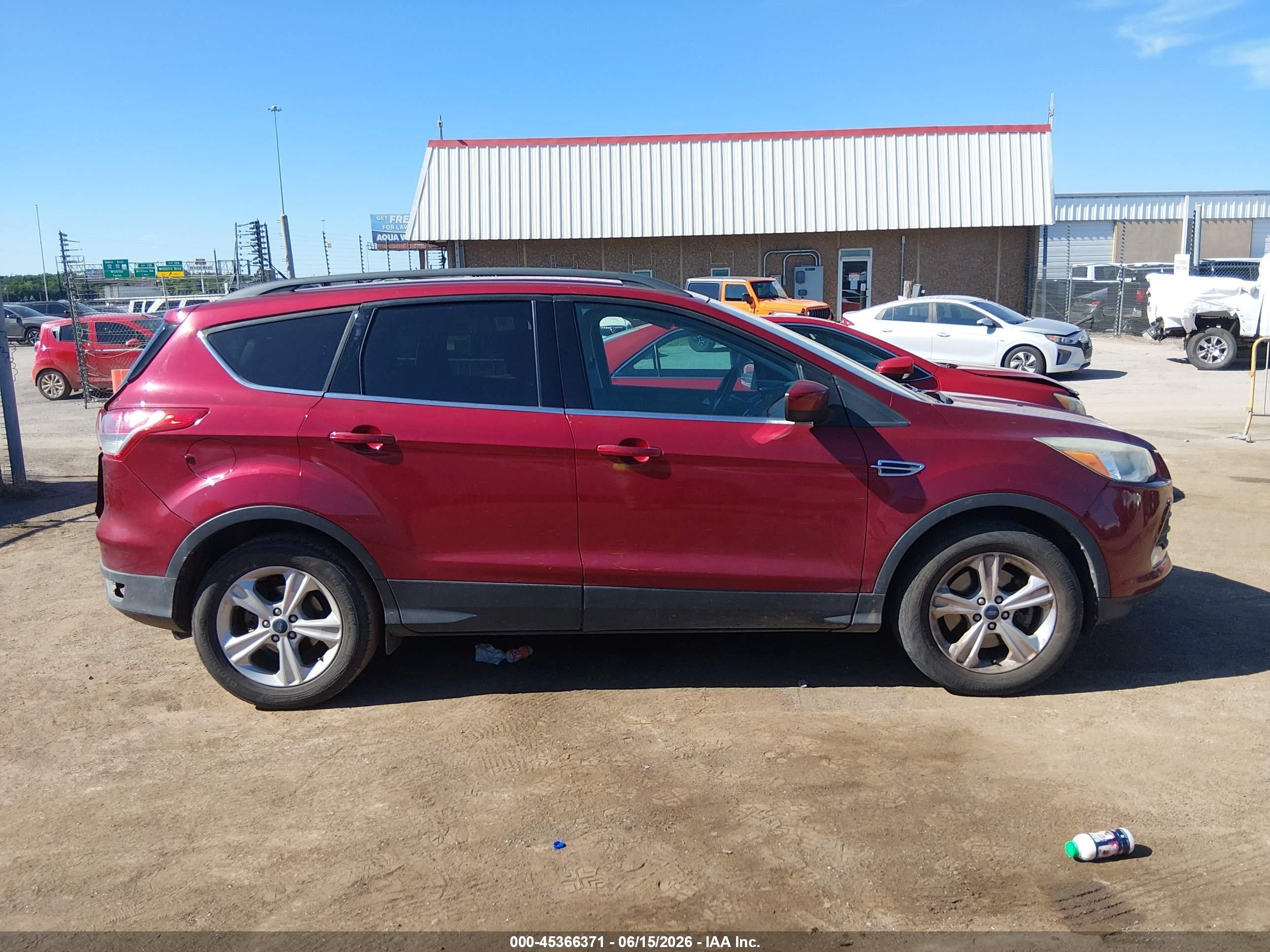 2014 Ford Escape Se Red vin: 1FMCU0G92EUC74544