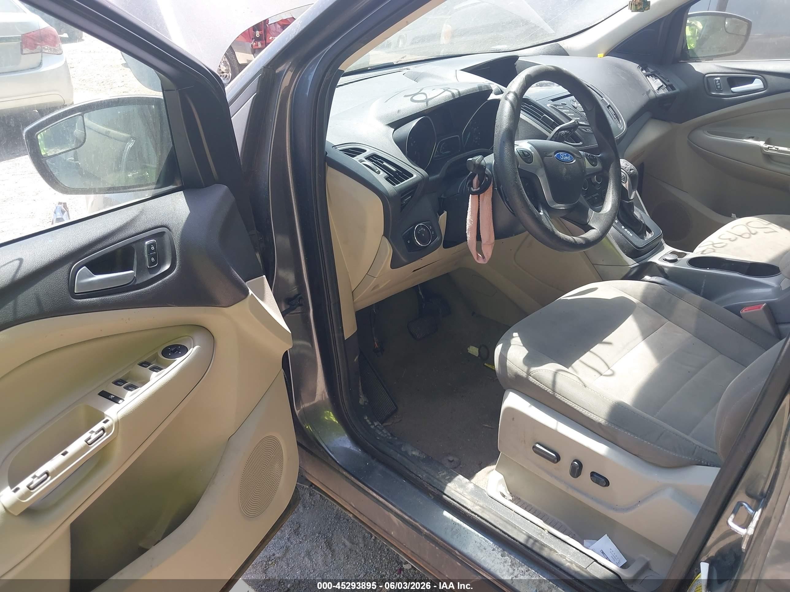 2015 Ford Escape Se Gray vin: 1FMCU0G92FUA82655
