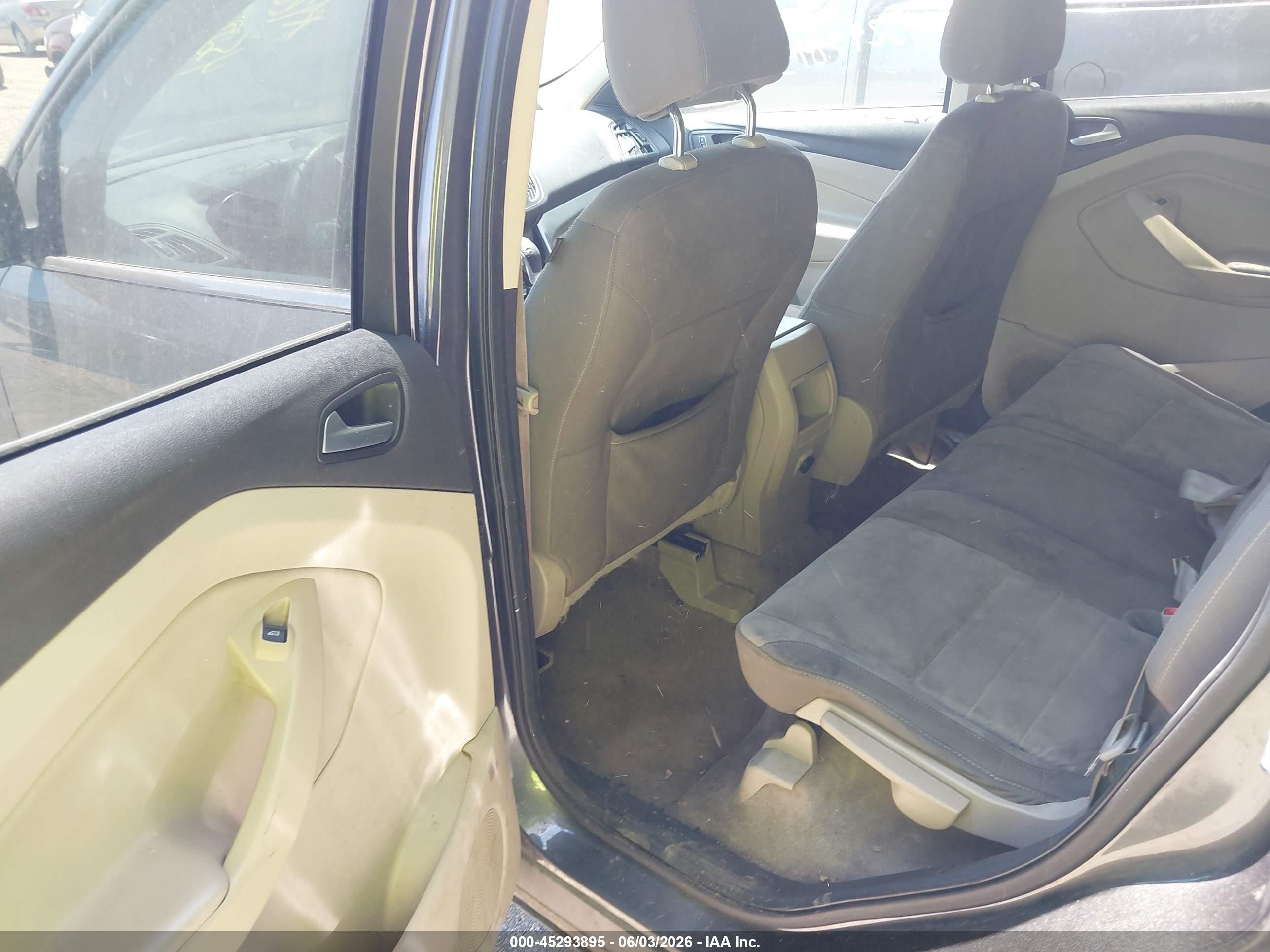 2015 Ford Escape Se Gray vin: 1FMCU0G92FUA82655