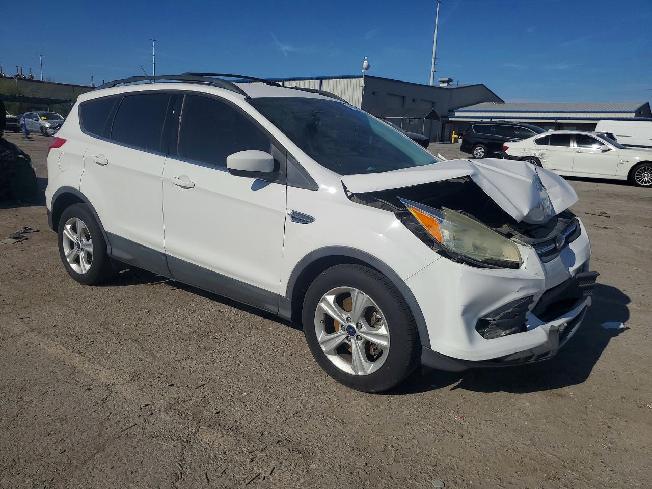 2015 Ford Escape Se White vin: 1FMCU0G92FUB73196