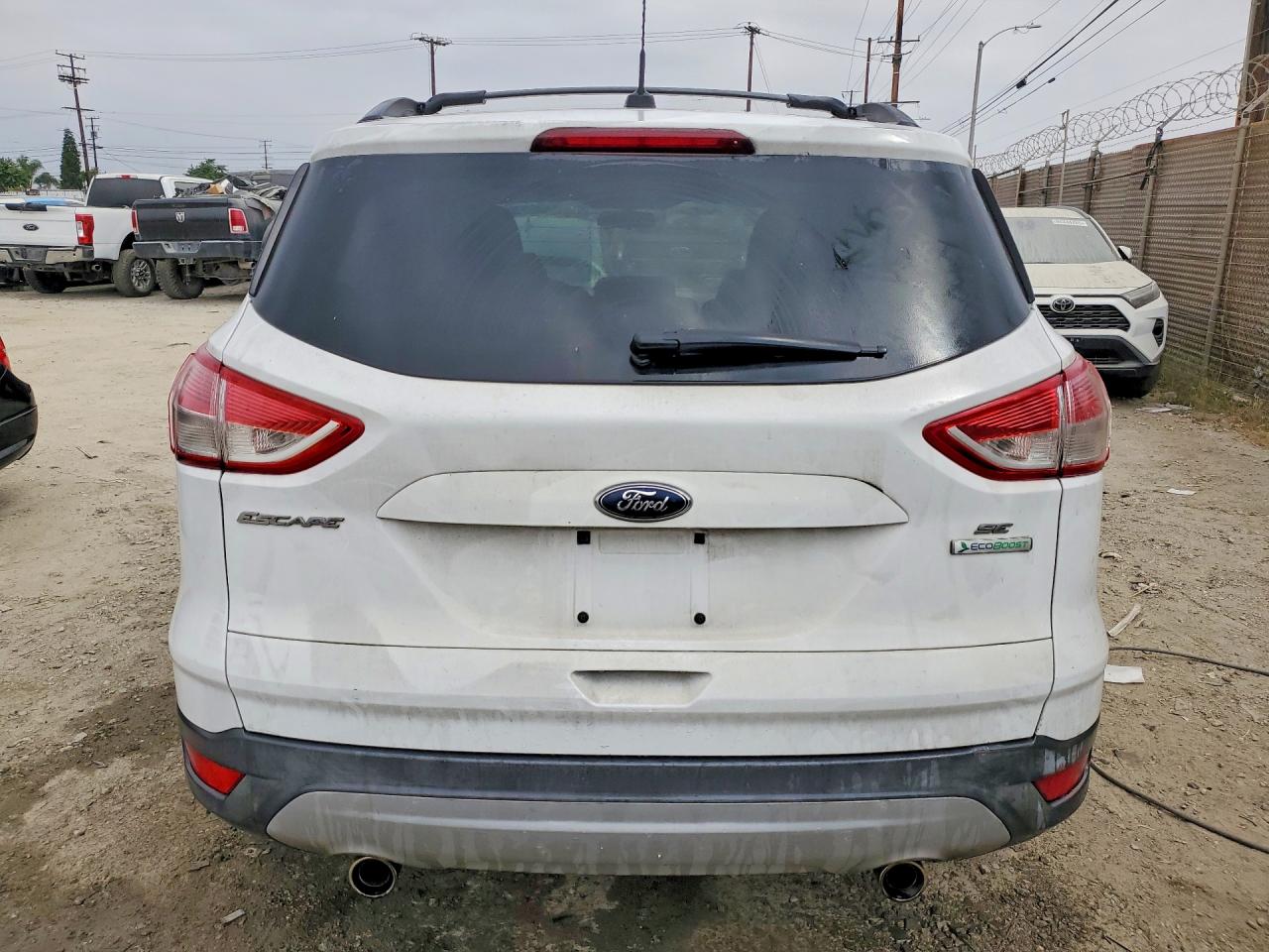 2013 Ford Escape Se White vin: 1FMCU0G93DUB85516
