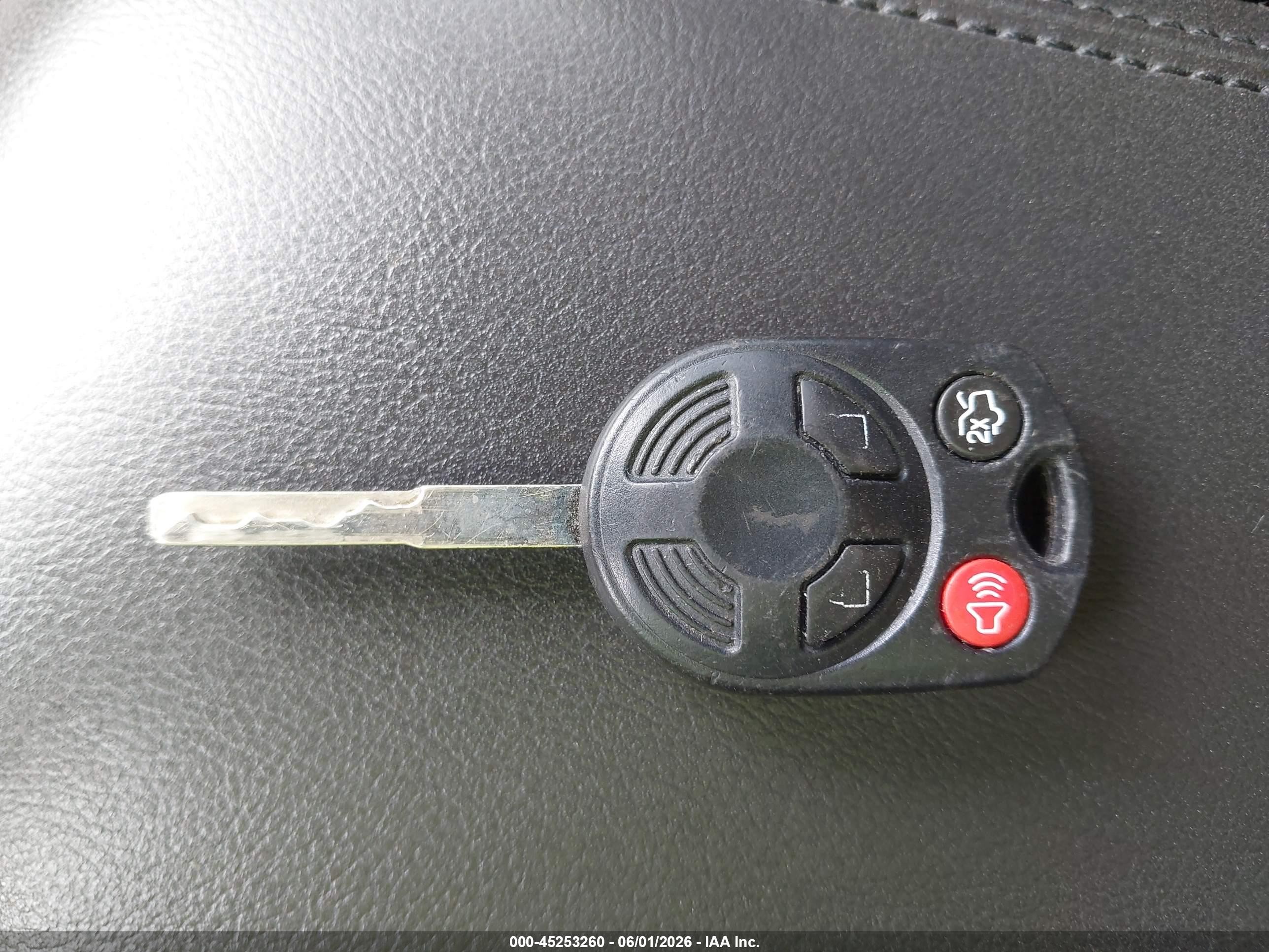 2013 Ford Escape Se Синий vin: 1FMCU0G93DUD83500