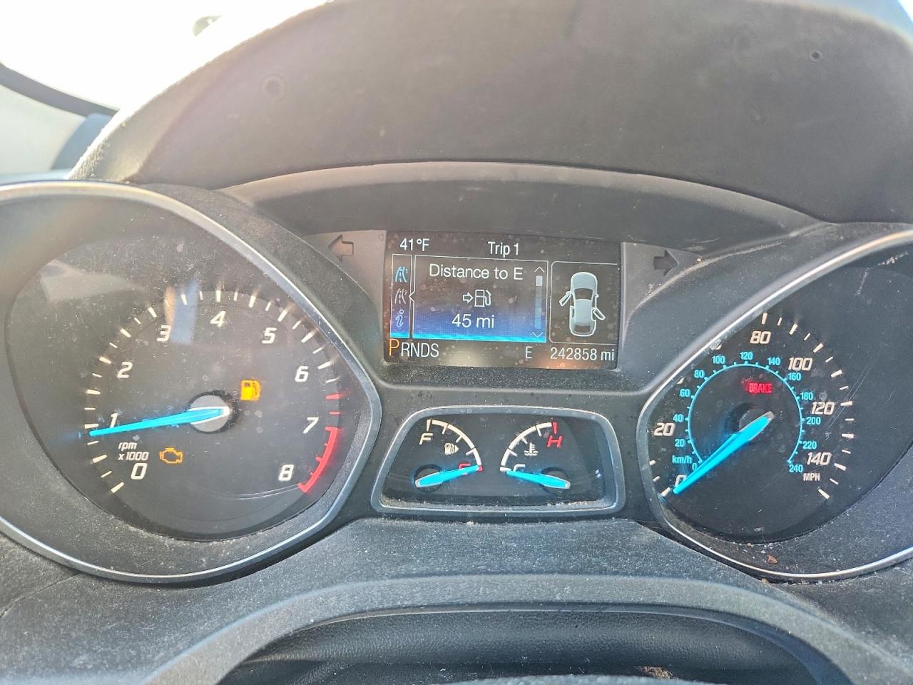 2014 Ford Escape White vin: 1FMCU0G93EUB56177