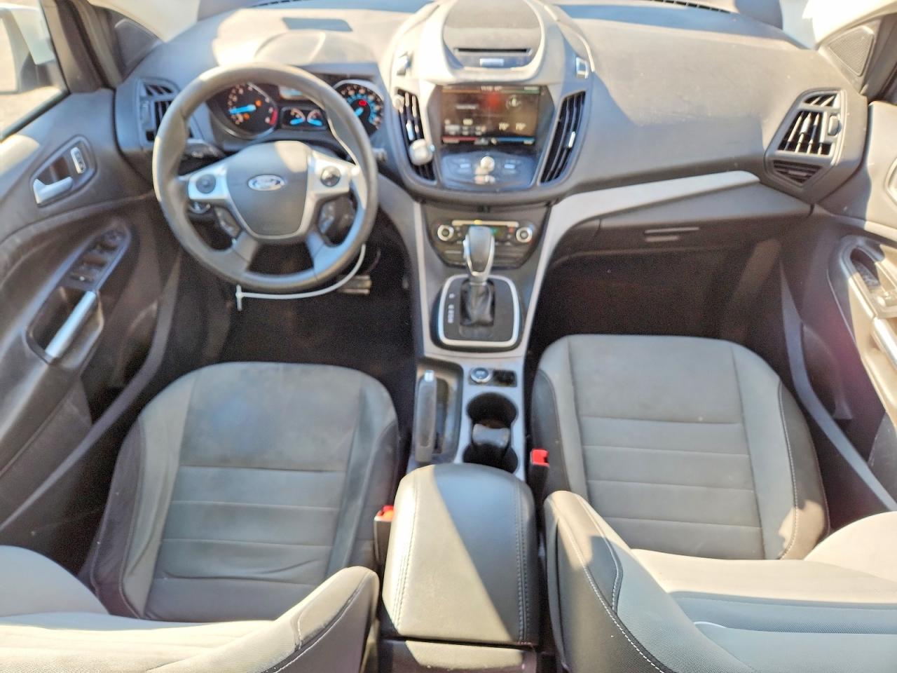 2014 Ford Escape White vin: 1FMCU0G93EUB56177