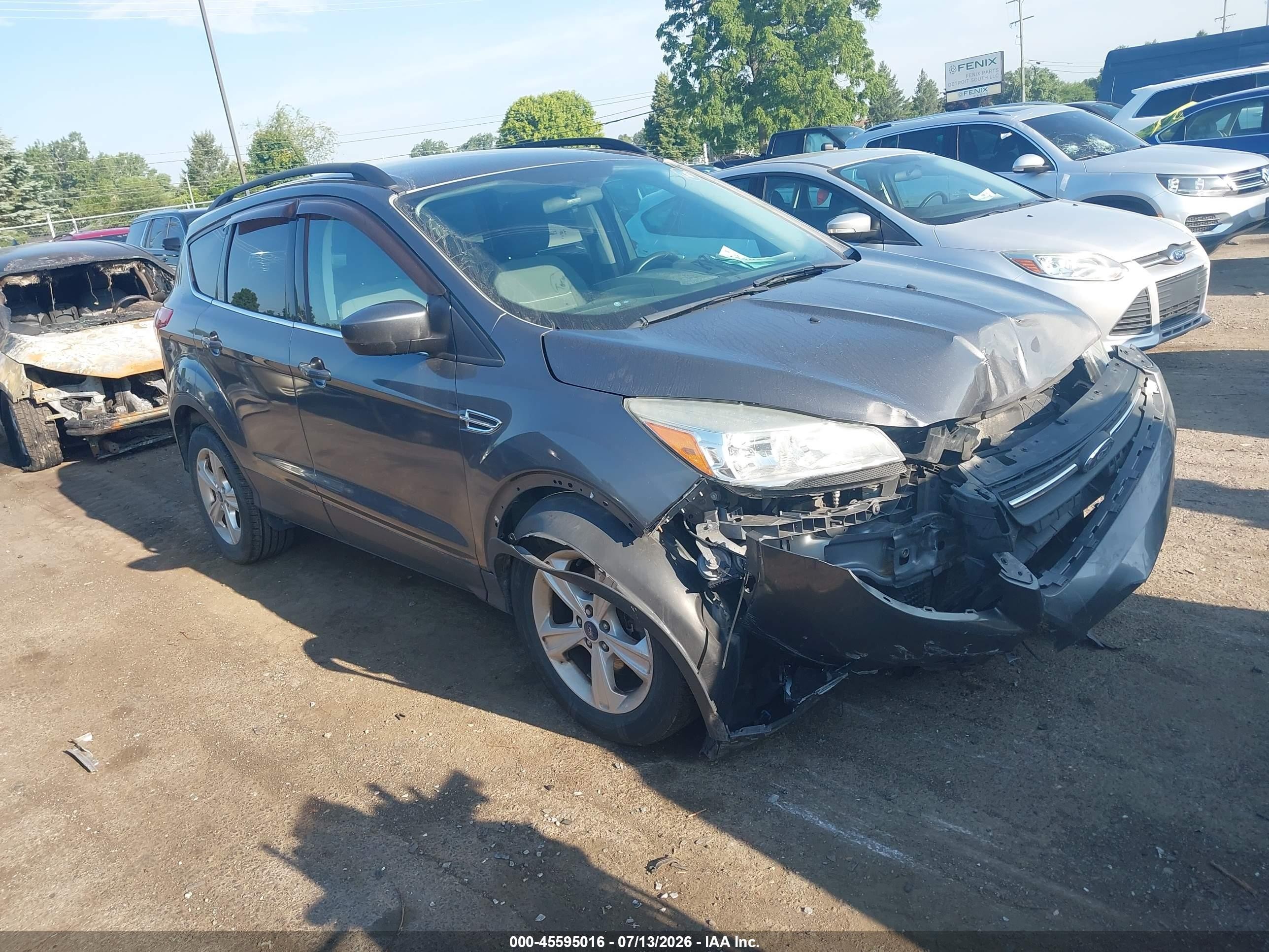 2014 Ford Escape Se Gray vin: 1FMCU0G93EUB60102