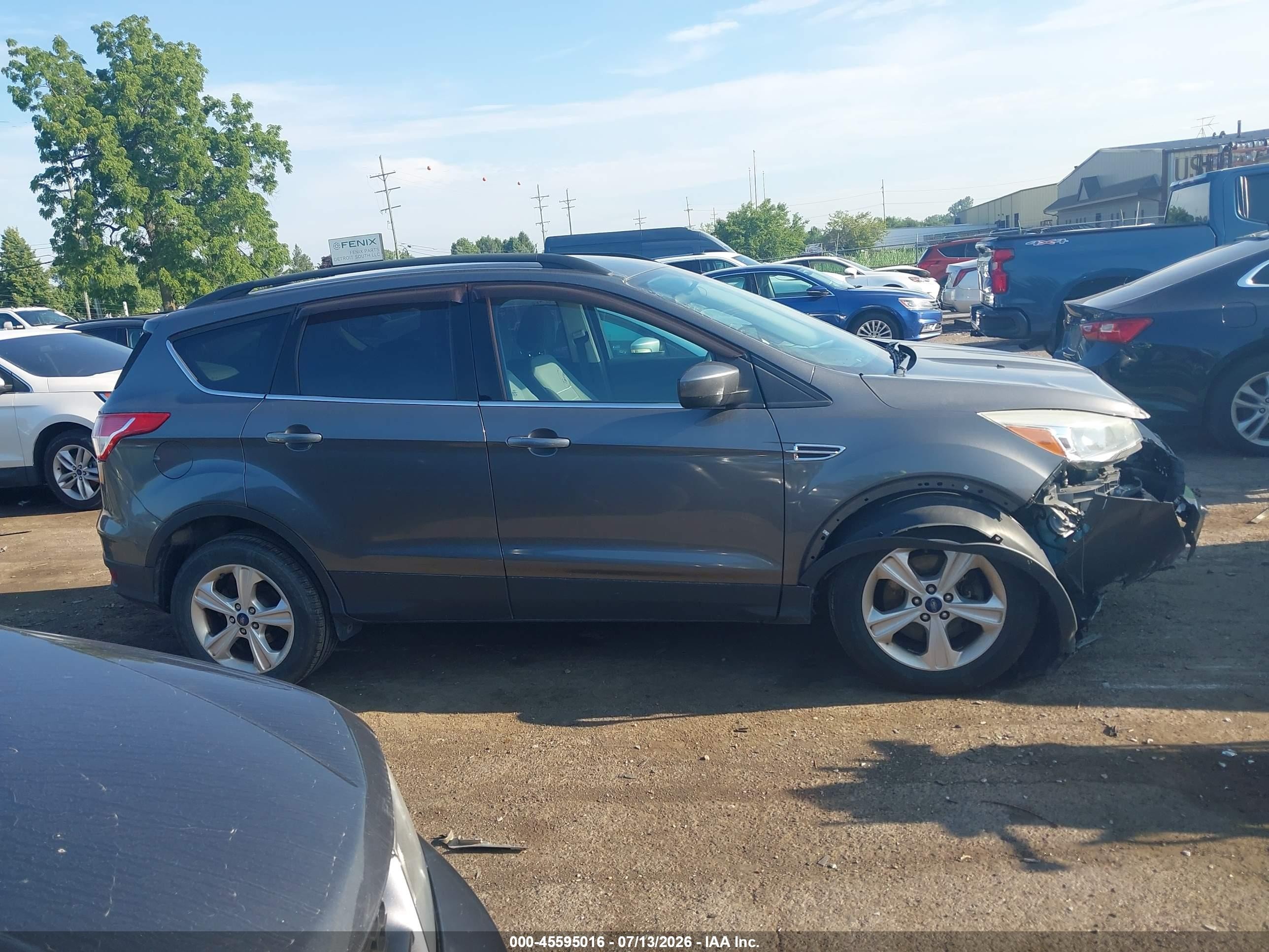 2014 Ford Escape Se Gray vin: 1FMCU0G93EUB60102