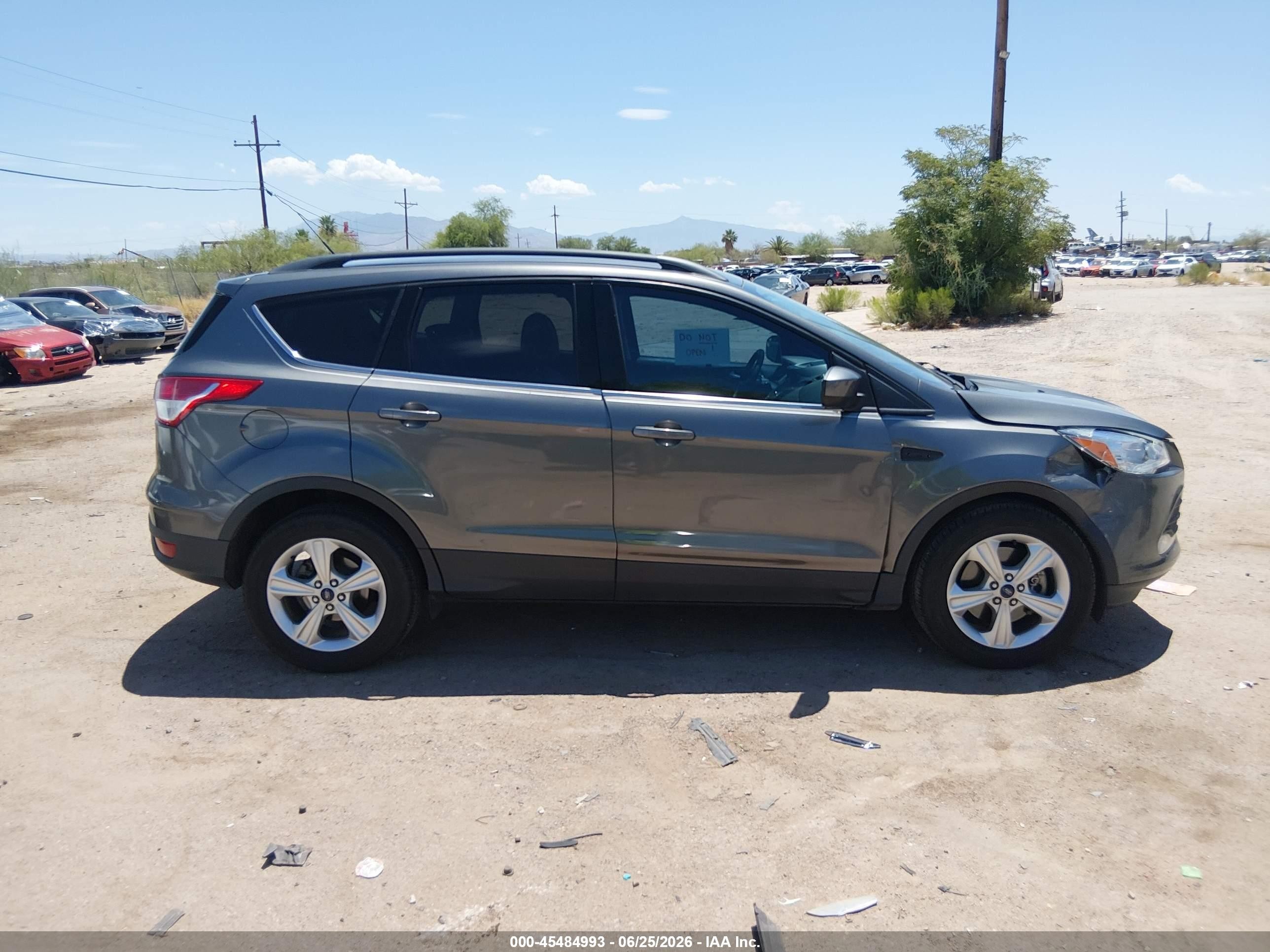 2014 Ford Escape Se Gray vin: 1FMCU0G93EUD01752