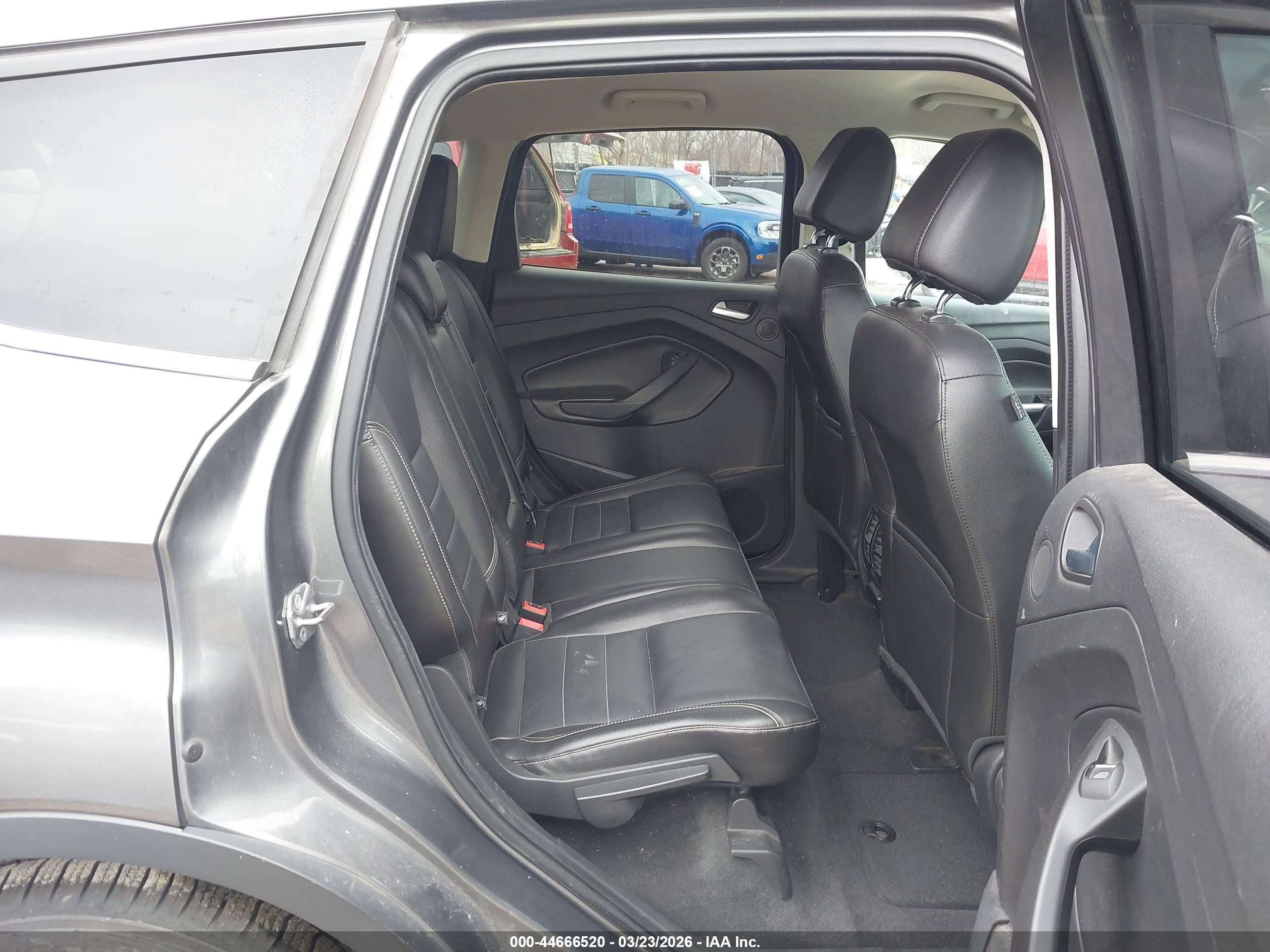 2014 Ford Escape Se Серый vin: 1FMCU0G94EUD95673