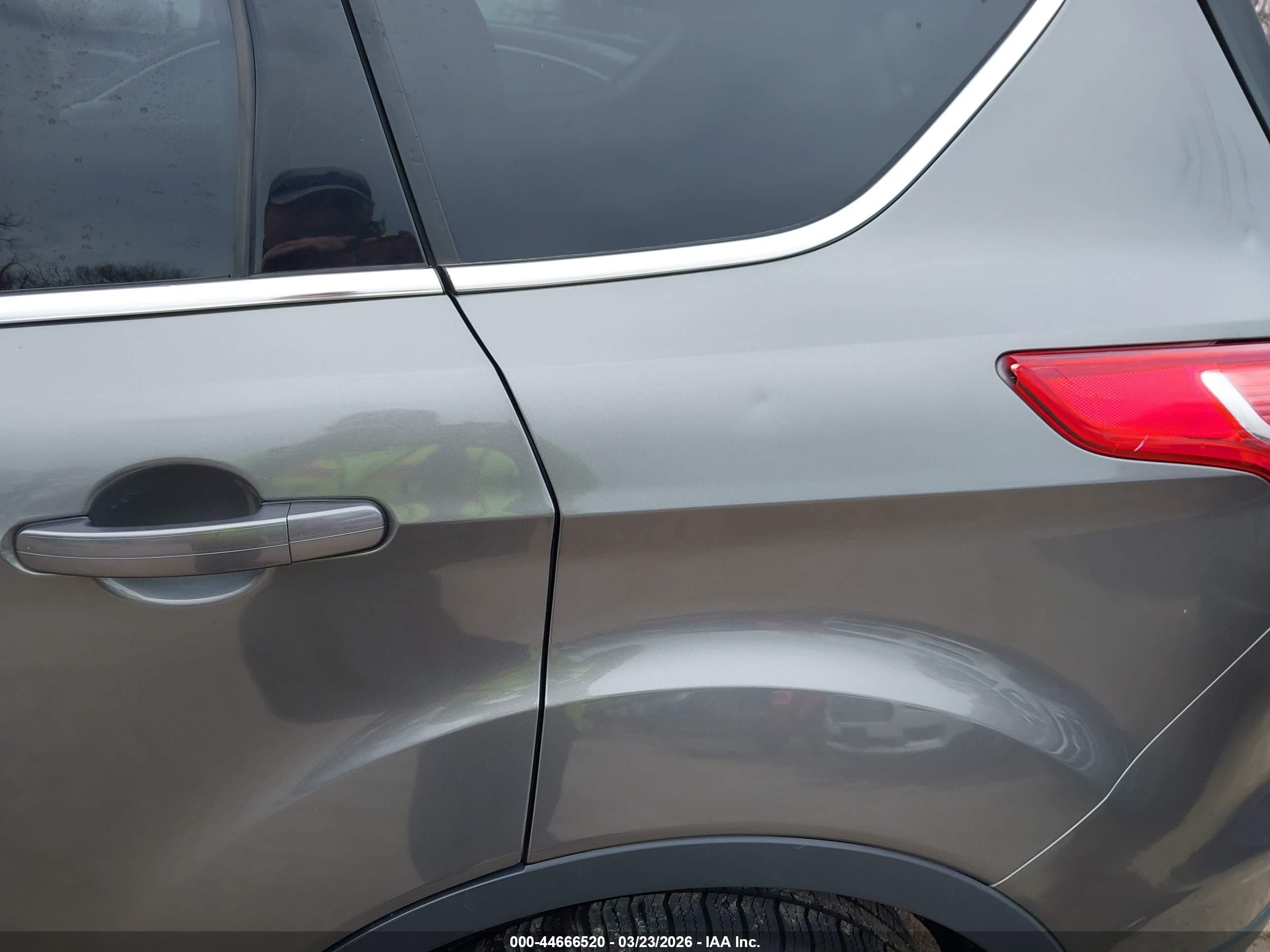 2014 Ford Escape Se Серый vin: 1FMCU0G94EUD95673