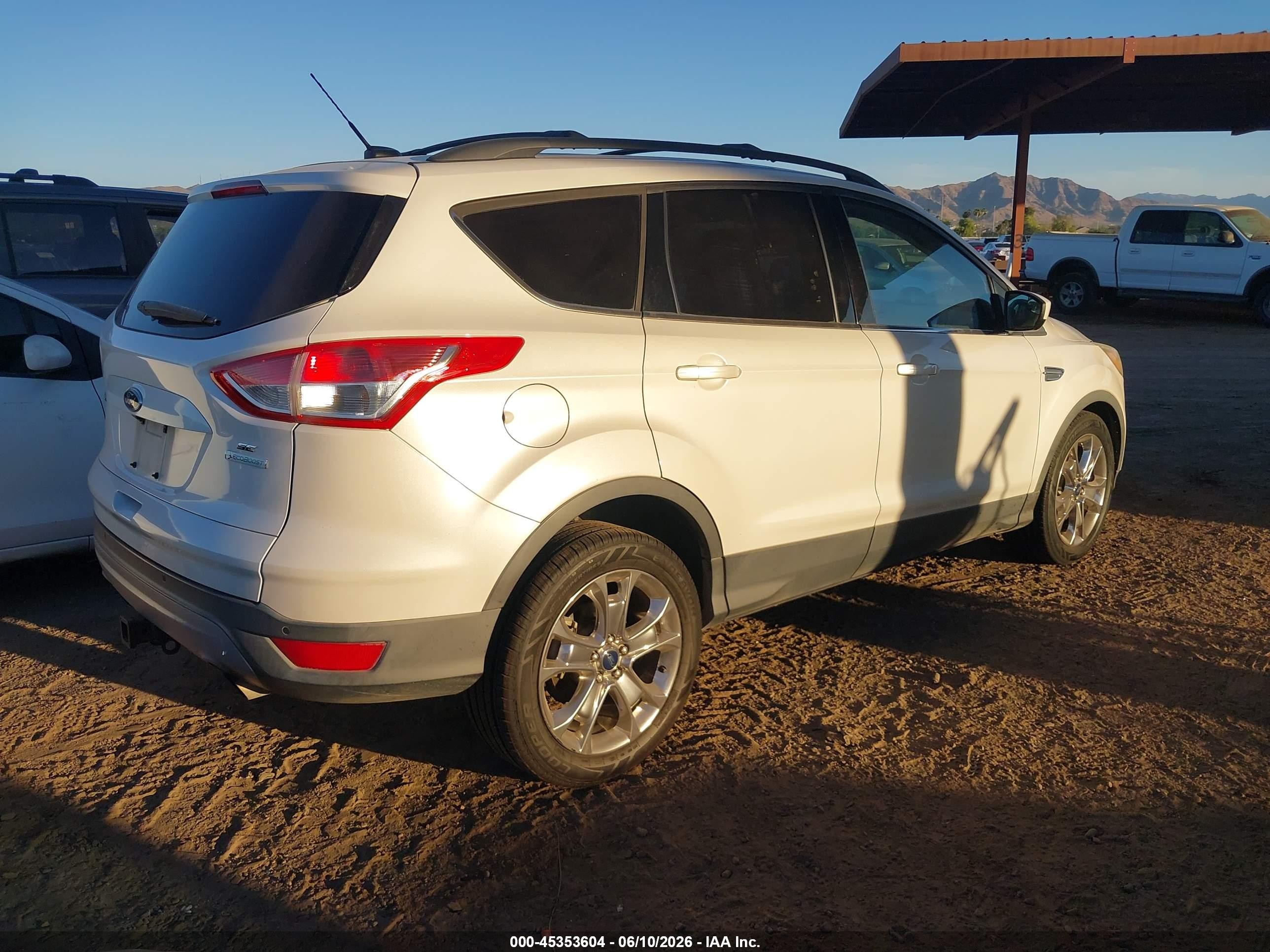 2015 Ford Escape Se White vin: 1FMCU0G94FUC90505