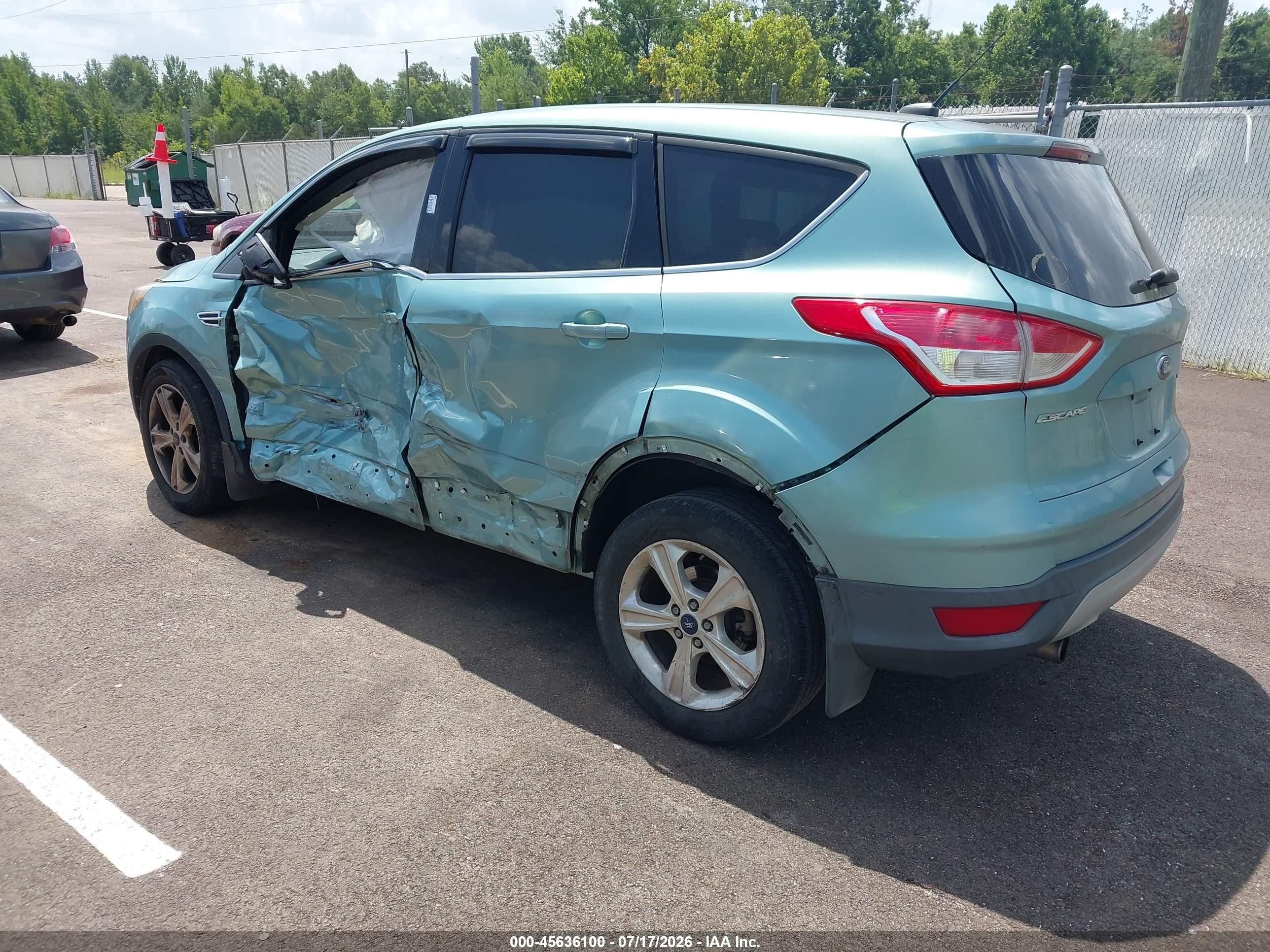 2013 Ford Escape Se Blue vin: 1FMCU0G95DUD32600