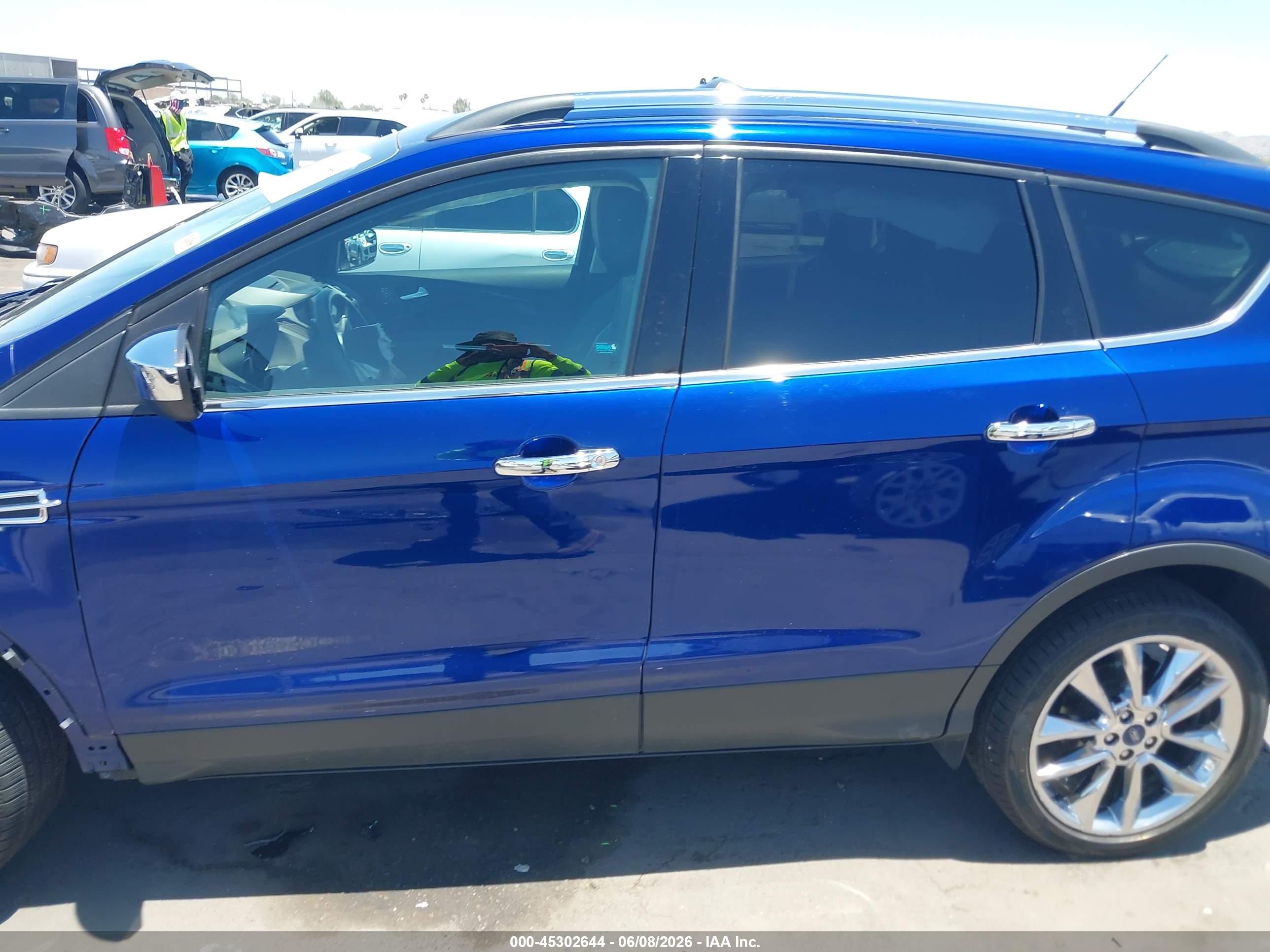 2014 Ford Escape Se Blue vin: 1FMCU0G95EUC74232