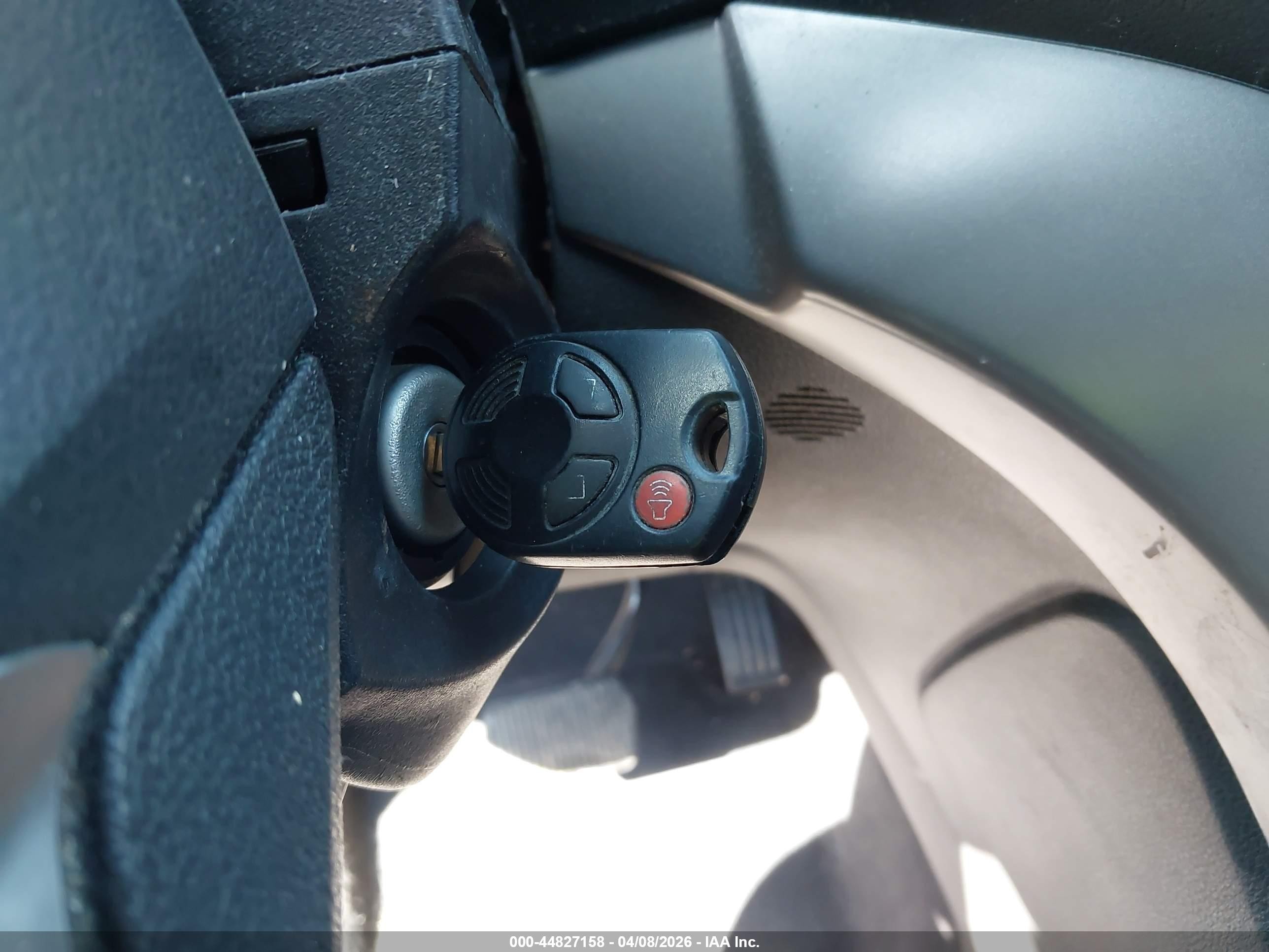2015 Ford Escape Se Черный vin: 1FMCU0G95FUB18290