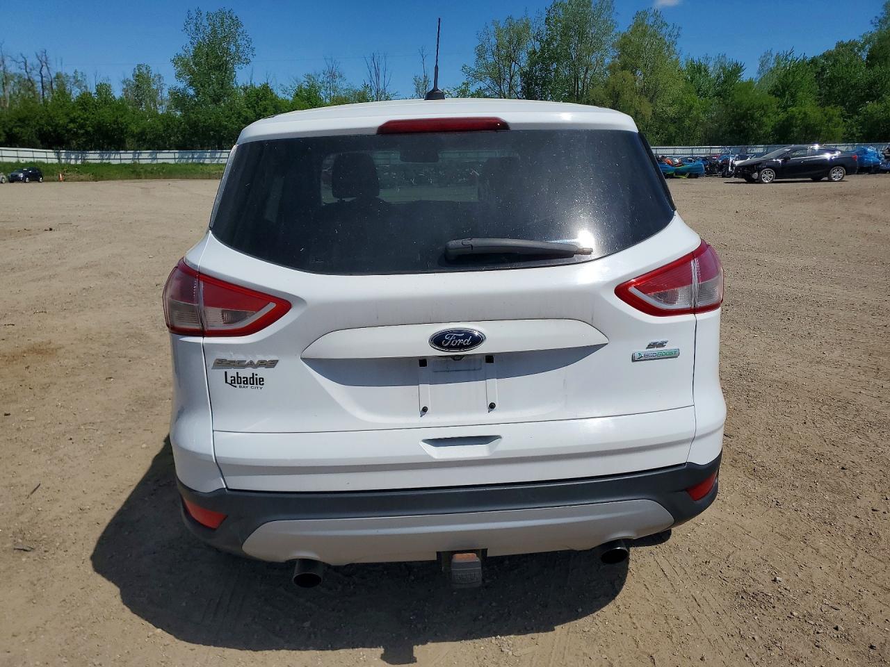 2015 Ford Escape Se White vin: 1FMCU0G95FUB76285