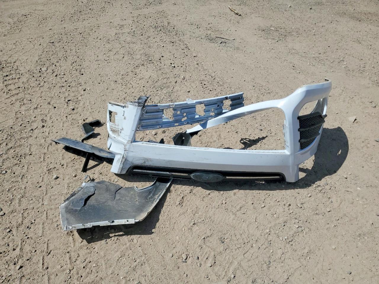 2015 Ford Escape Se White vin: 1FMCU0G95FUB76285