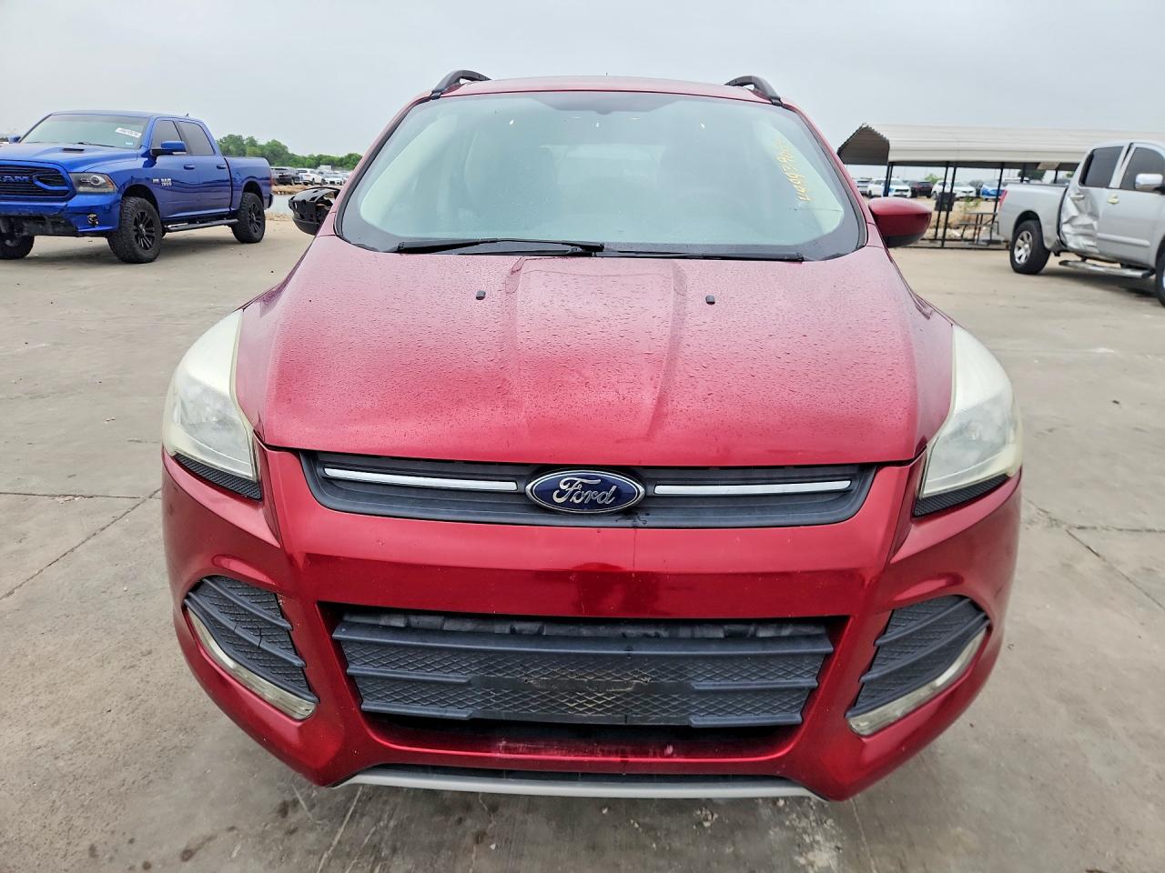 2015 Ford Escape Se Красный vin: 1FMCU0G95FUC88116