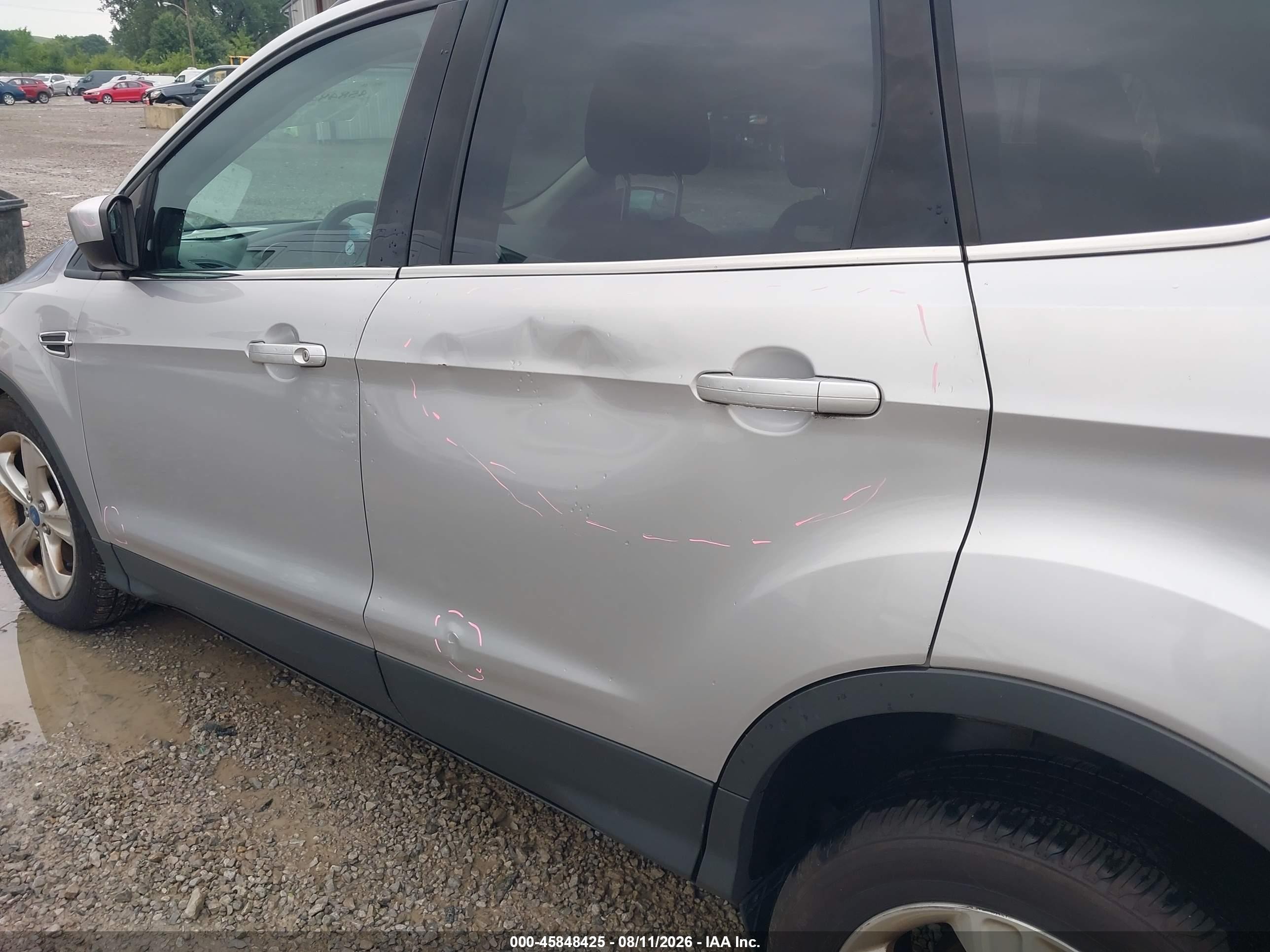 2013 Ford Escape Se Silver vin: 1FMCU0G96DUC11560