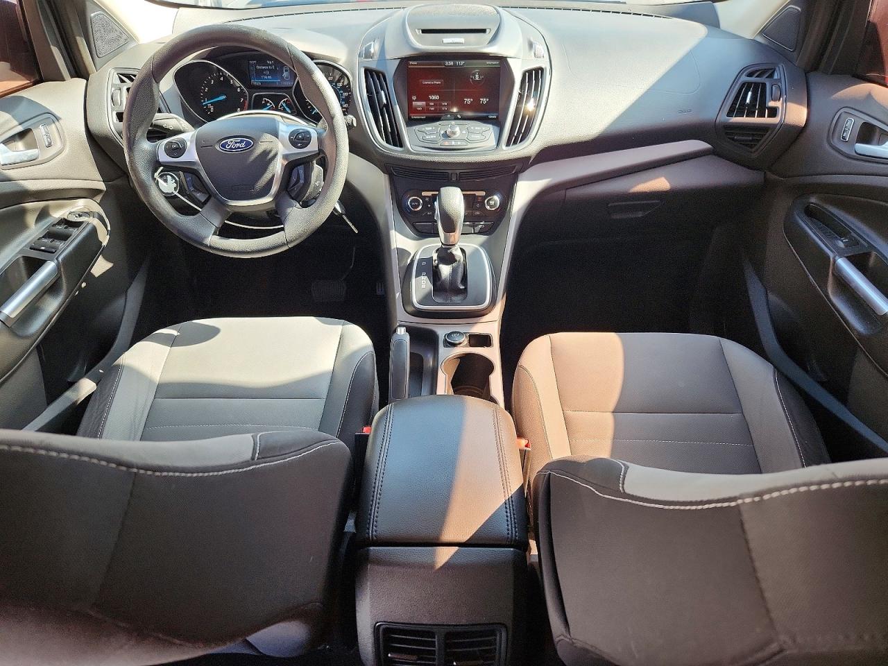 2014 Ford Escape Se Черный vin: 1FMCU0G96EUB64113